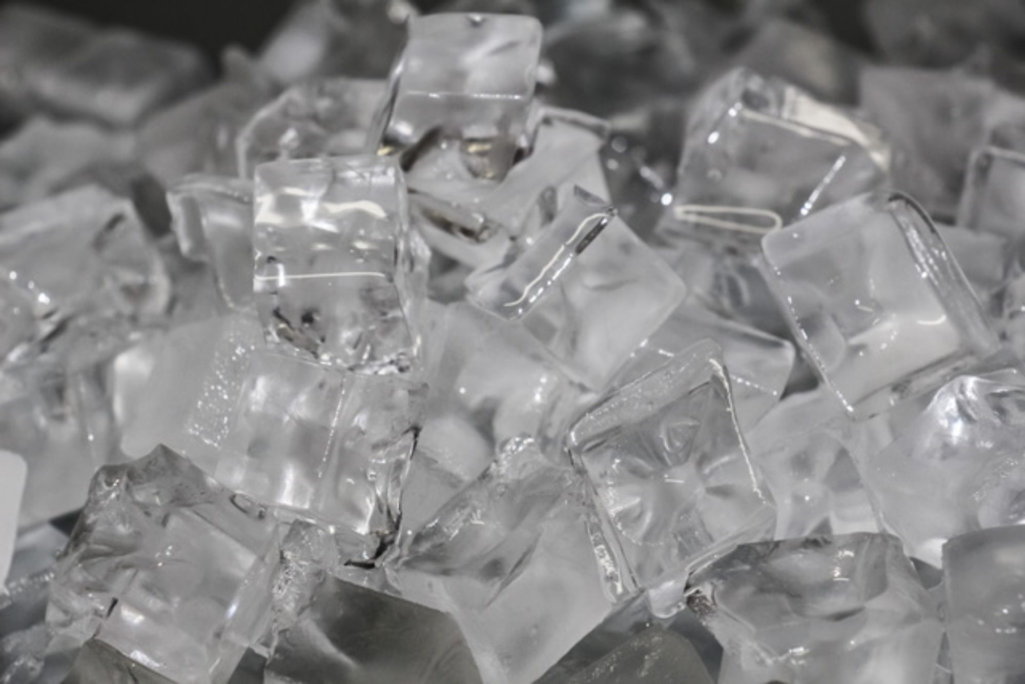 Picture of ICE CUBE MAKER 225KG/24H