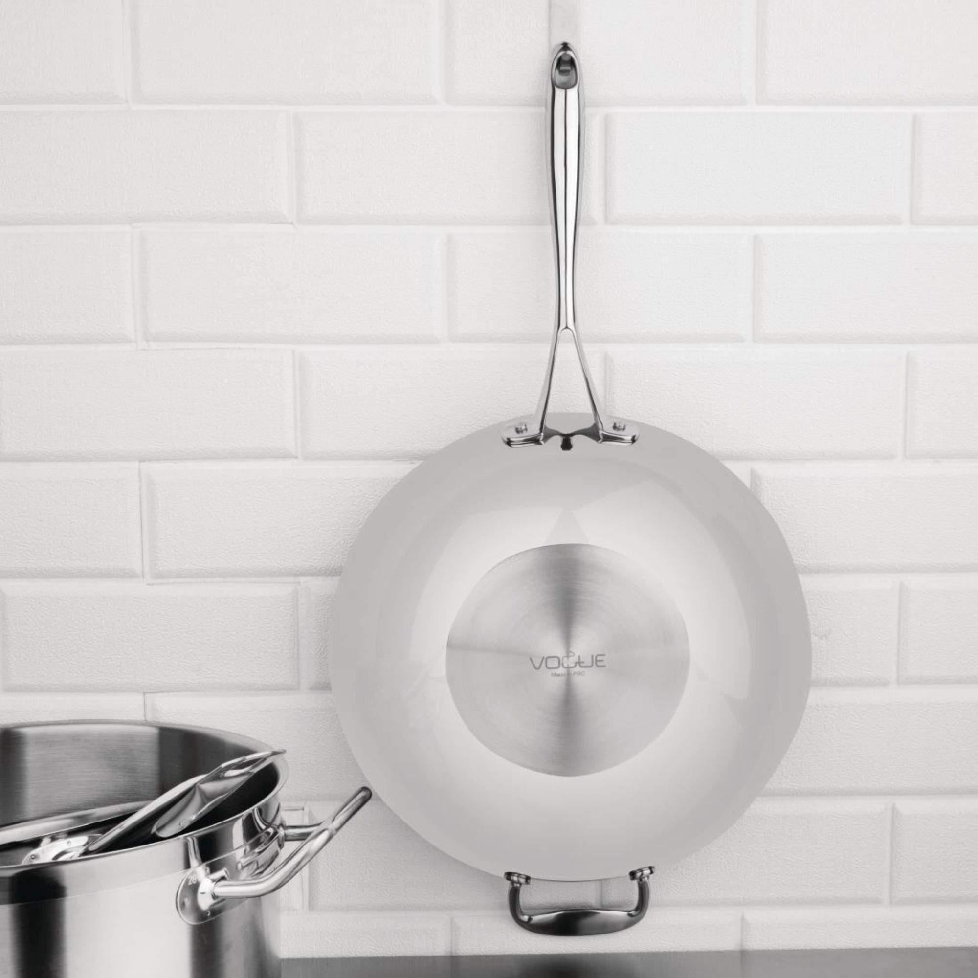 Picture of Vogue Tri Wall Wok Flat Base 35cm