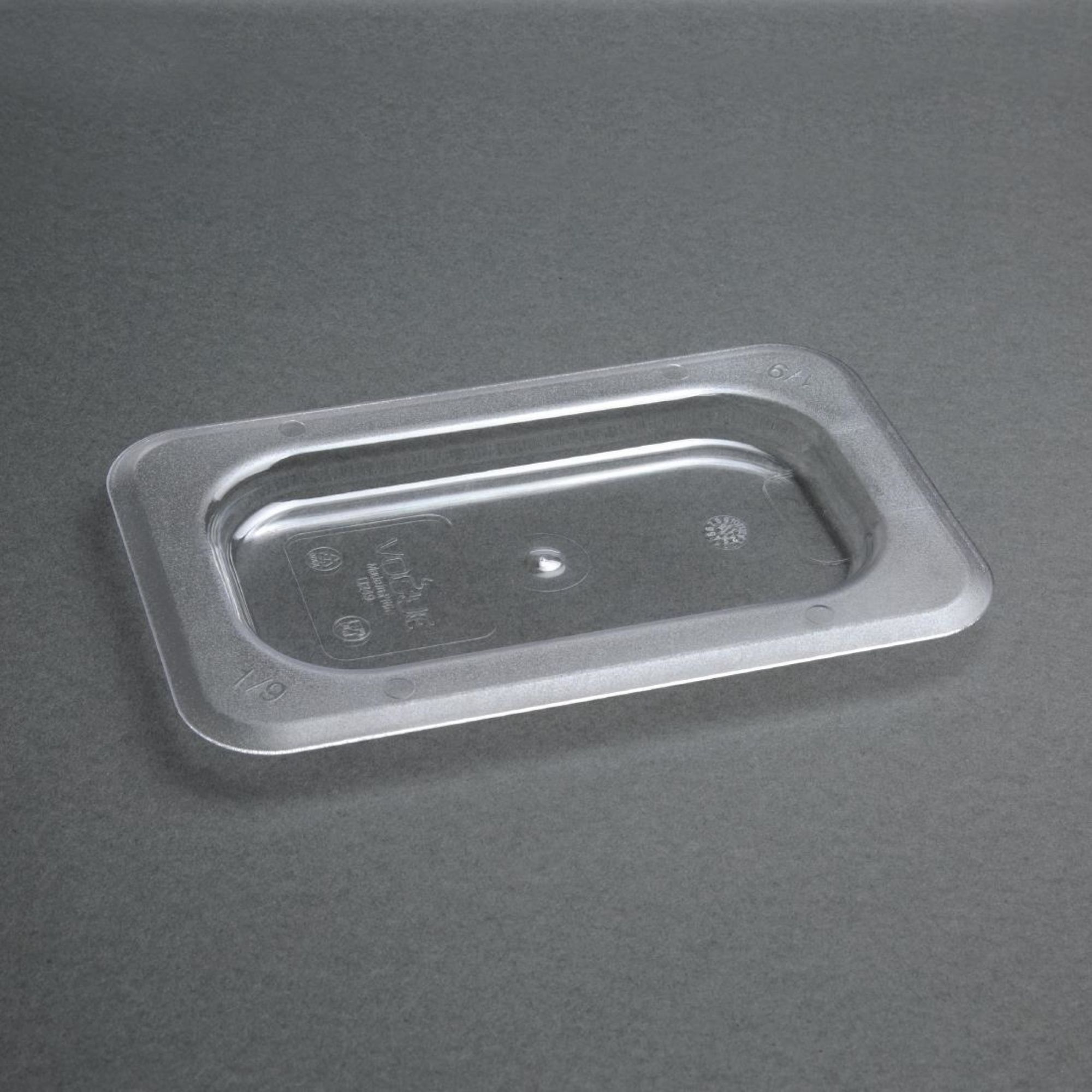 Picture of Vogue Polycarbonate 1/9 Gastronorm Lid Clear