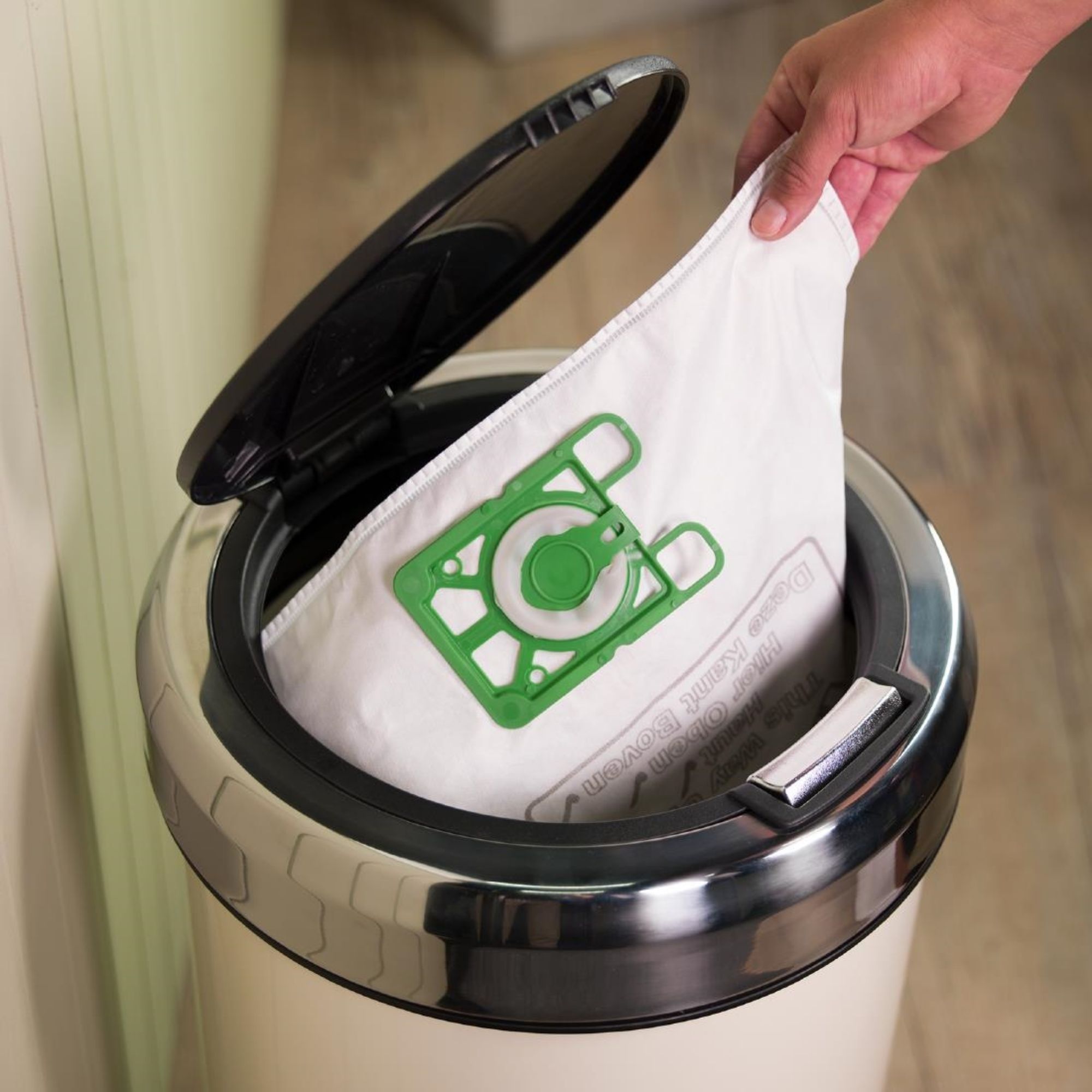 Picture of Numatic Henry Vacuum Cleaner HVR160-11