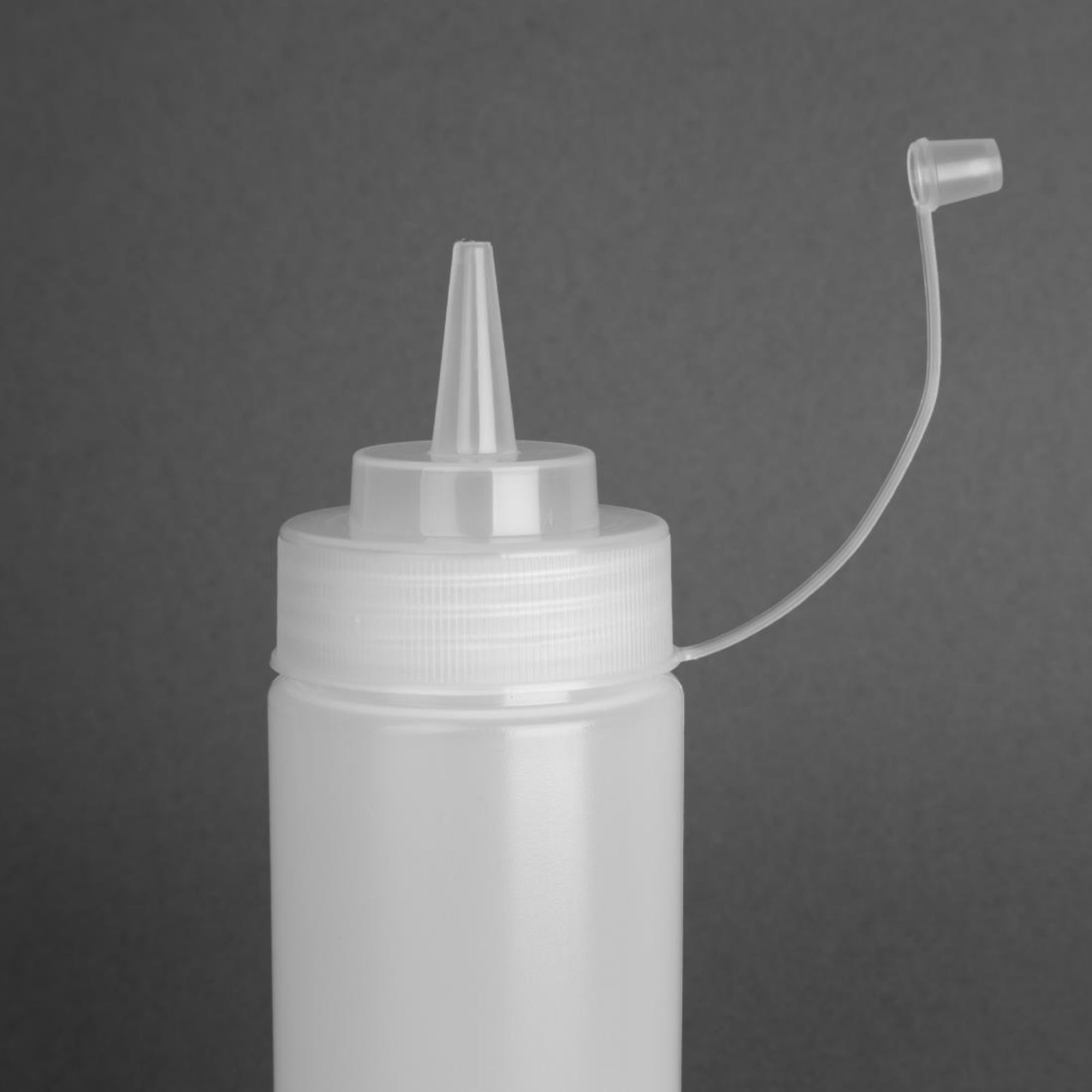 Picture of Vogue Clear Squeeze Sauce Bottle 12oz