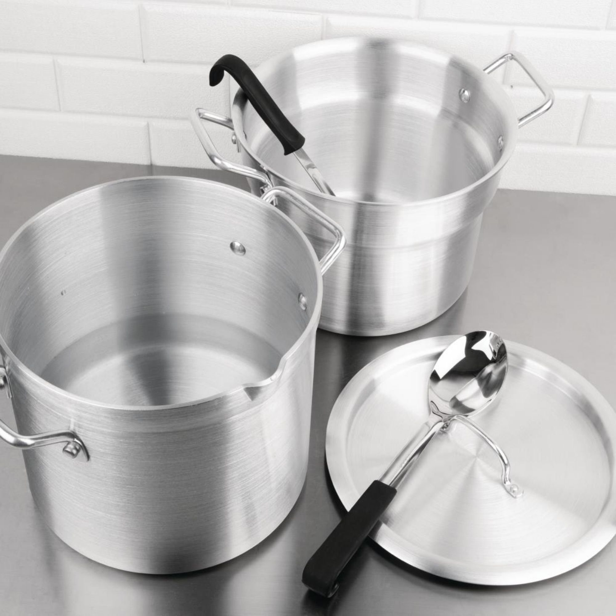 Picture of Vogue Aluminium Double Boiler Pan With Lid 28cm