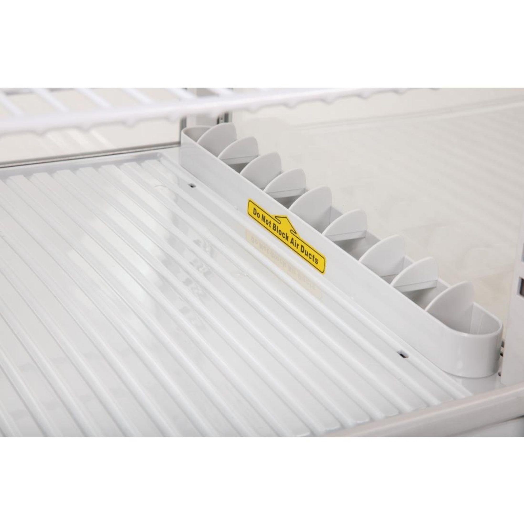 Picture of Polar C-Series Display Fridge 68Ltr White