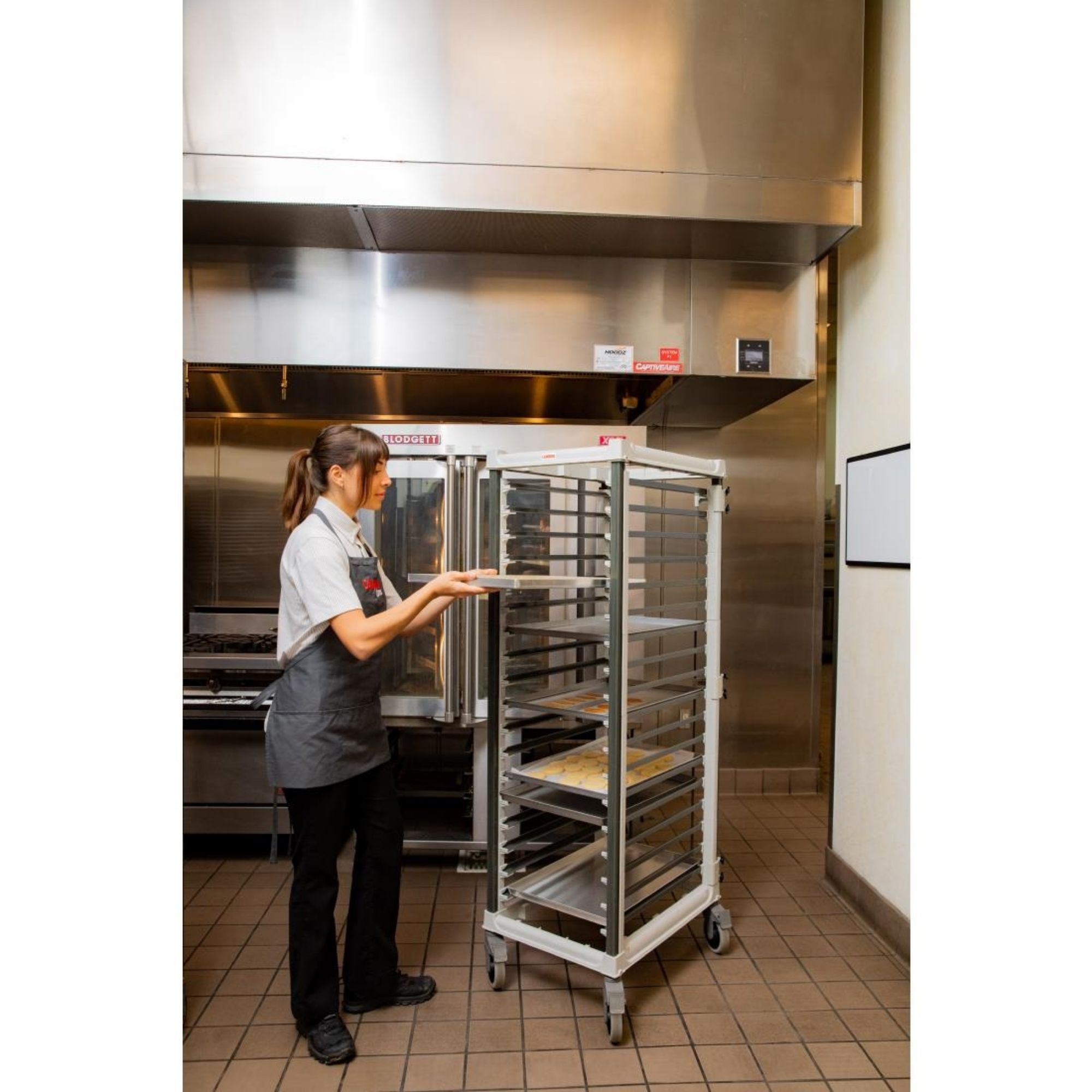 Picture of Cambro Ultimate Full Height Bakery Trolley 600x400mm
