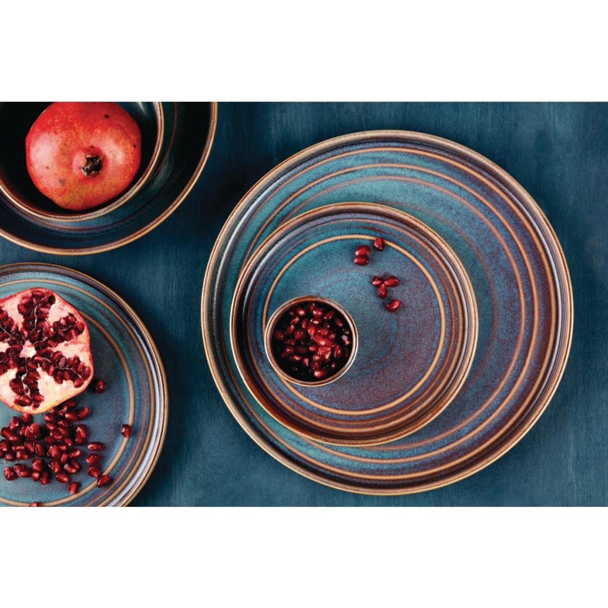 Picture of Olympia Cavolo Iridescent Flat Round Plate - 270mm (Box 4)