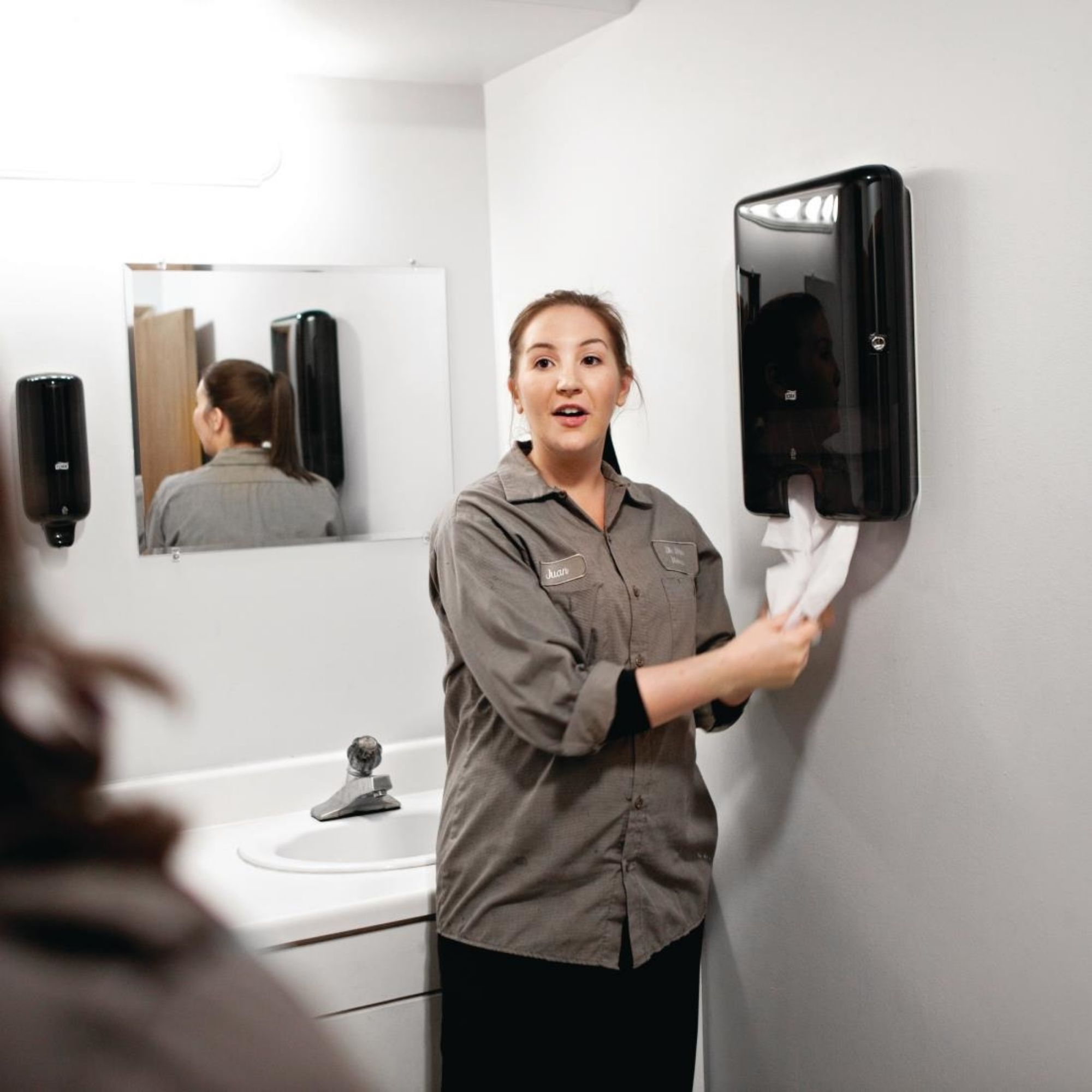 Picture of Tork Xpress Extra-Soft Multi-Fold Hand Towels 2-Ply (2100 Pack)