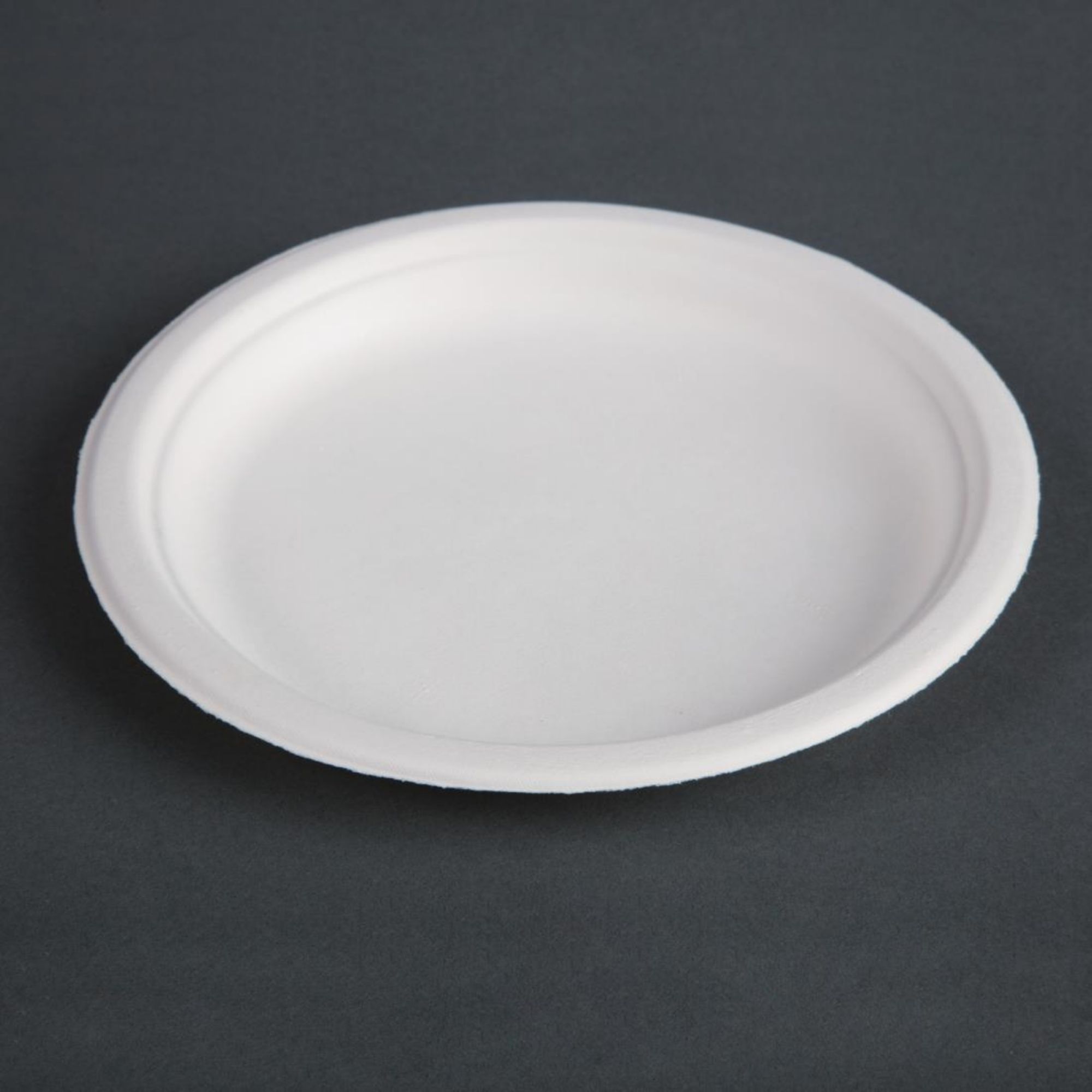 Picture of Fiesta Compostable Bagasse Plates Round 179mm (Pack of 50)