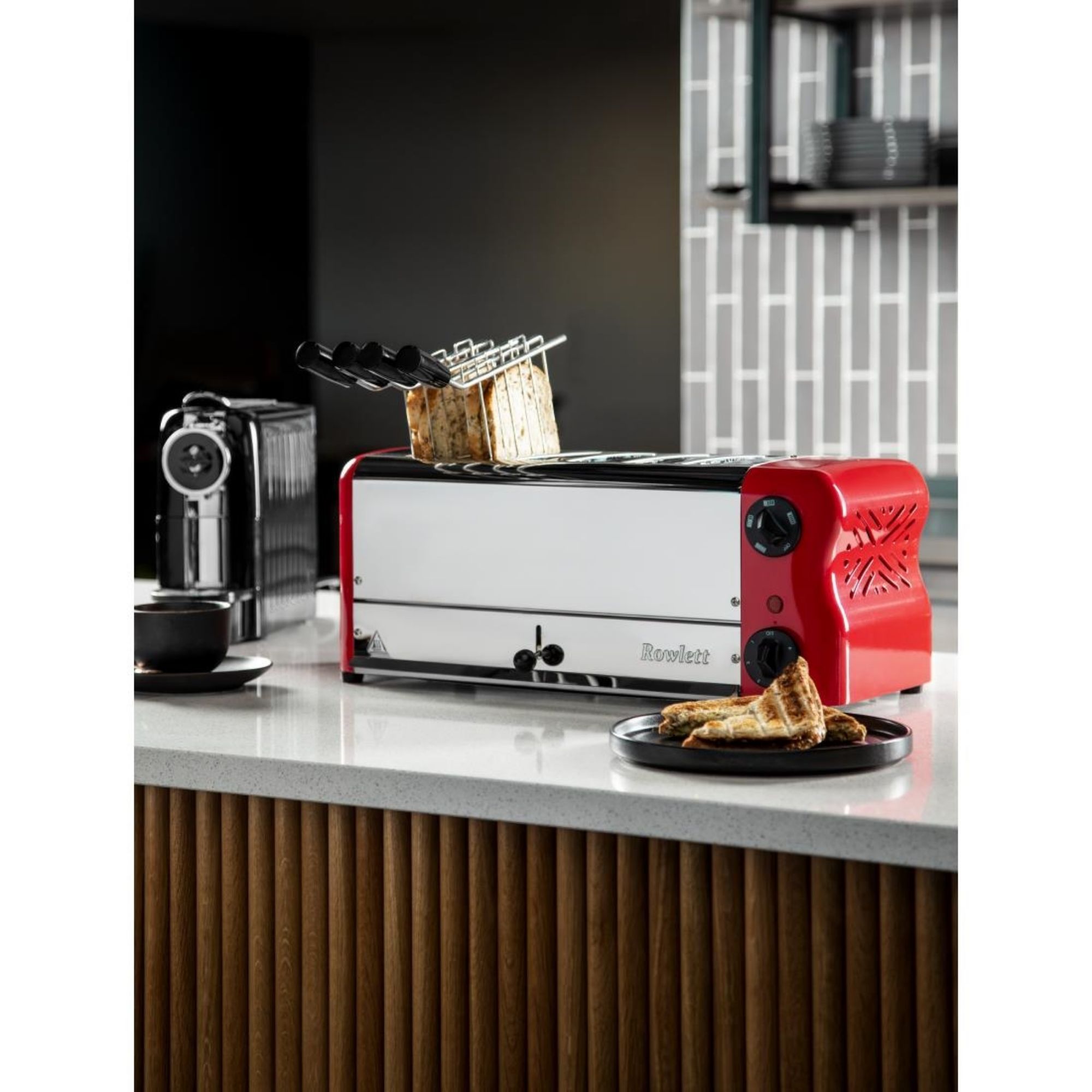 Picture of Rowlett Esprit 6 Slot Toaster Traffic Red w/2x Additional Elements & Sandwich Cage