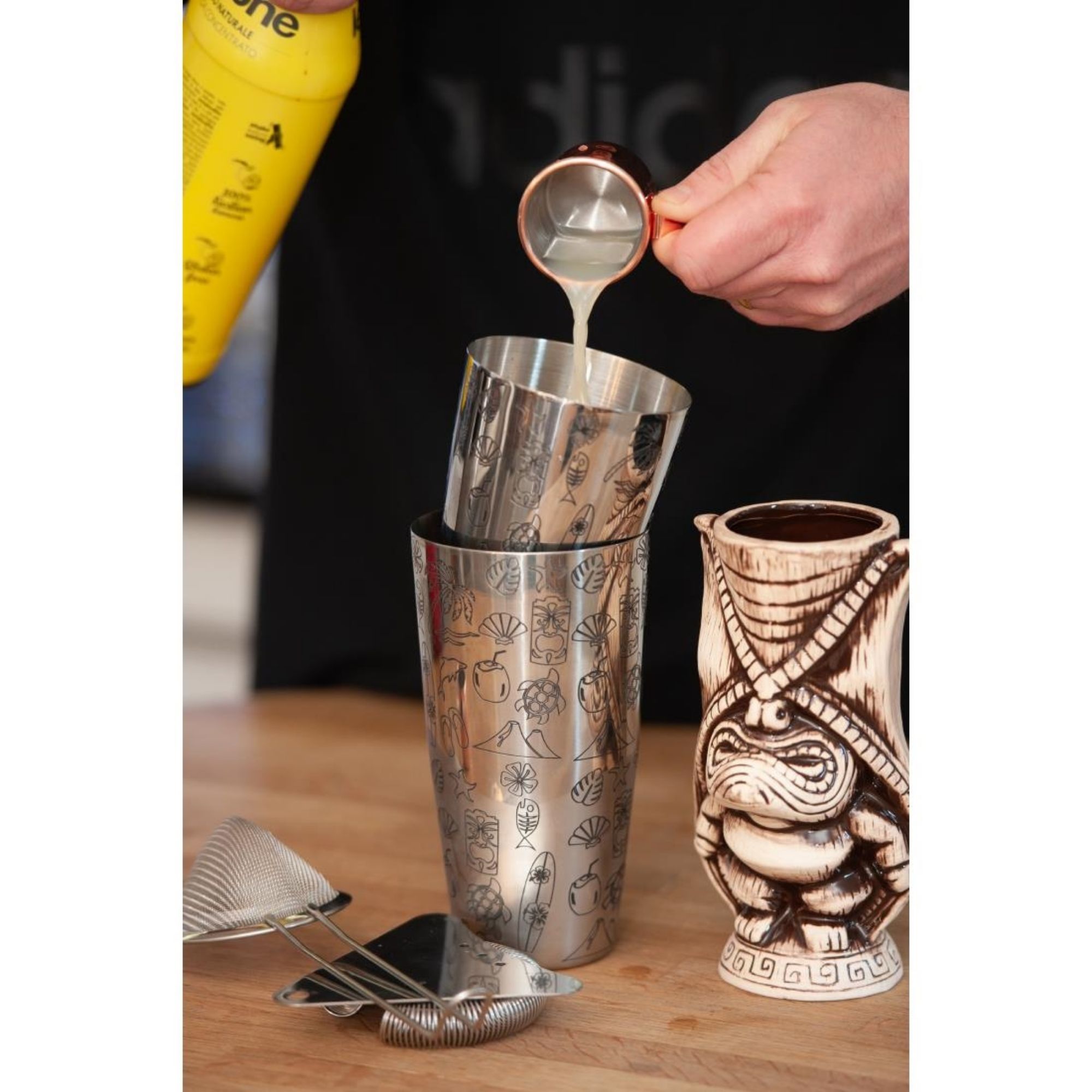 Picture of Beaumont Copper Straight Jigger 25/50ml