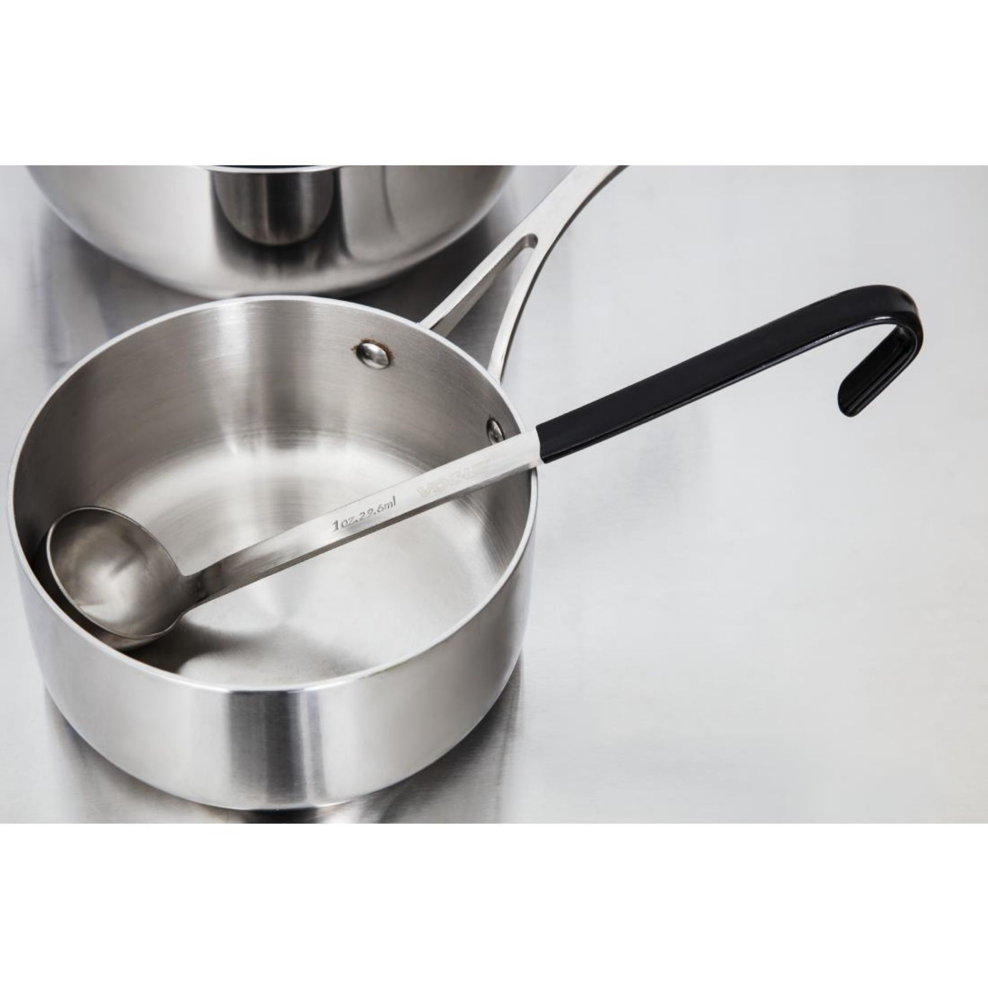 Picture of Vogue Heavy Duty Colour Coded Ladle Black 30ml