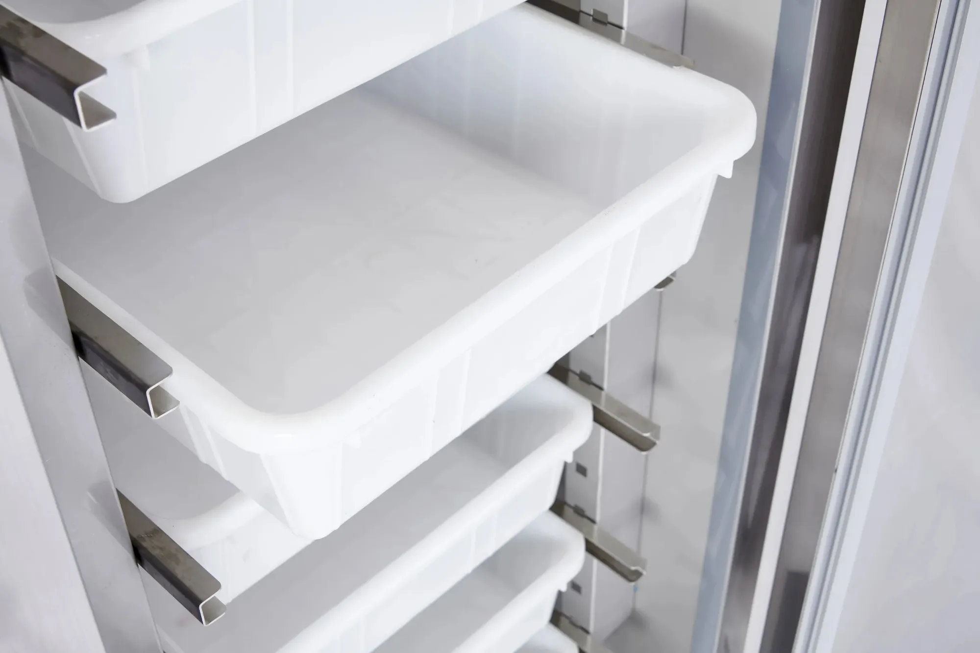 Picture of Sterling Pro Cobus SPR601FISH Single Door Fish Cabinet