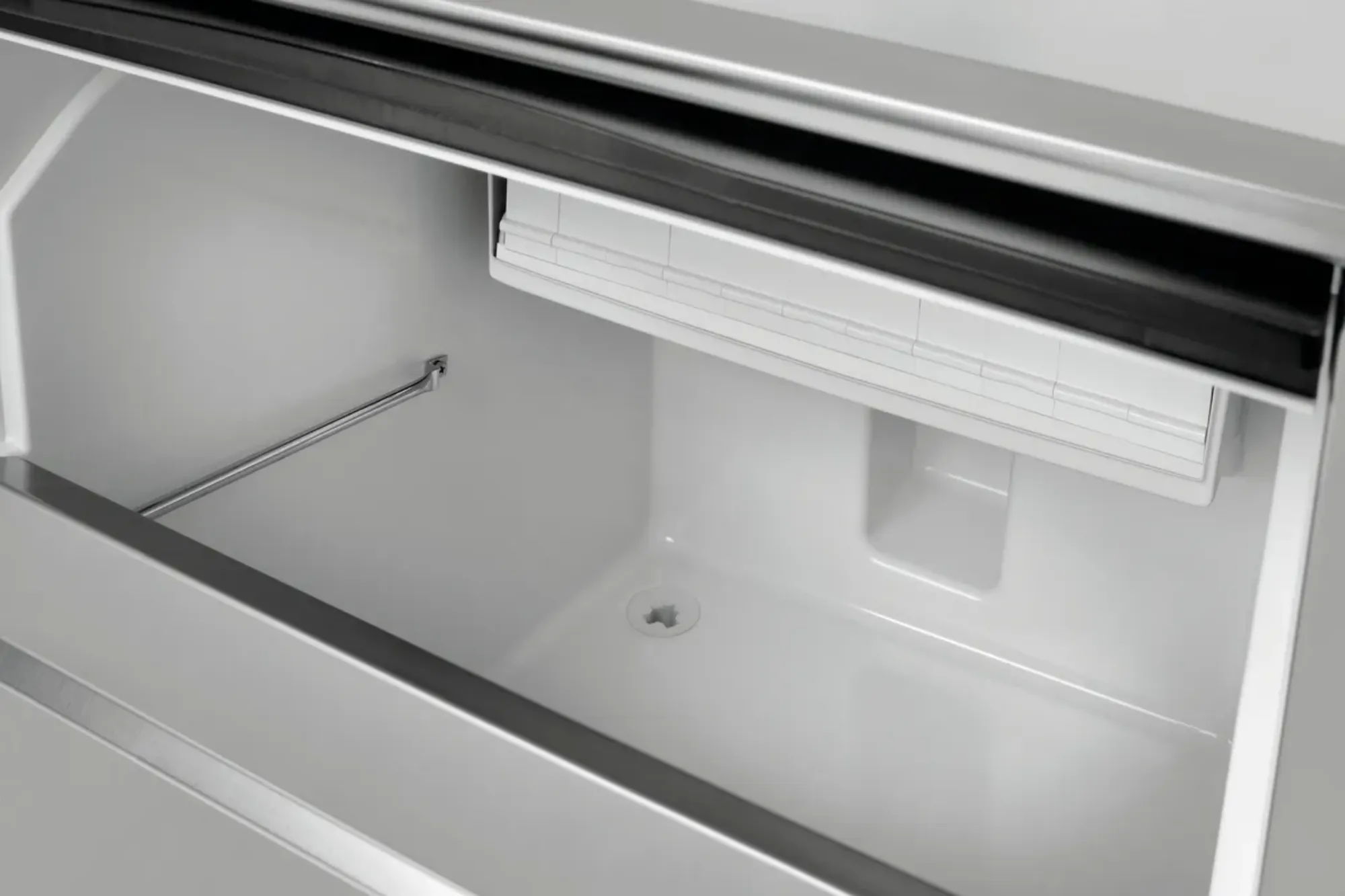 Picture of Bartscher Ice-cube maker B 46 Plus