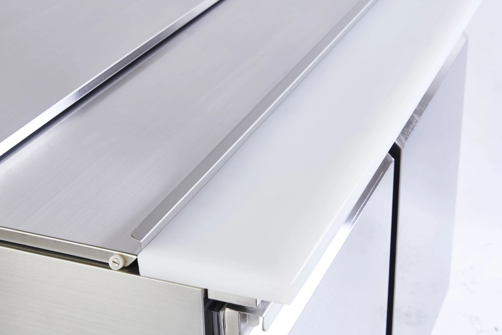 Picture of Sterling Pro Cobus SPU200SL 2 Door Hinged Lid & Chop Board Saladette Counter, 240 Litres