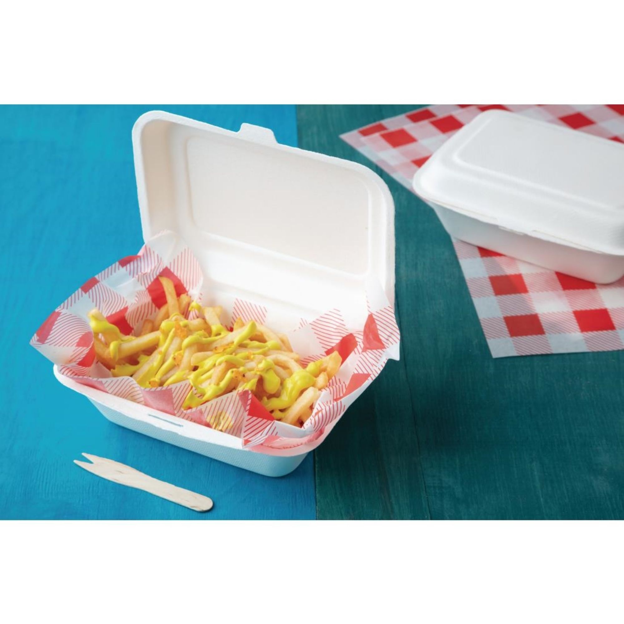 Picture of Fiesta Compostable Bagasse Hinged Food Containers 182mm