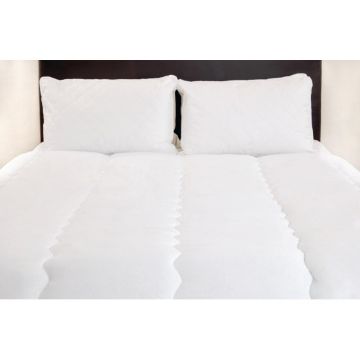 Picture of Mitre Comfort Microfibre 10.5 Tog Duvet Super King