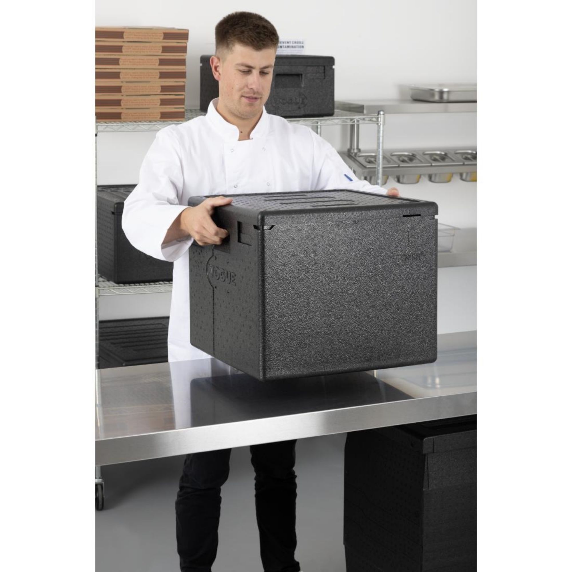 Picture of Vogue Insulated EPP Pizza Transport Box 59Ltr 8 Pizza Capacity