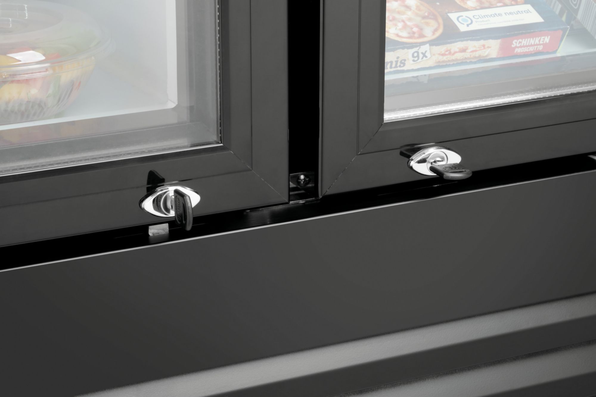 Picture of Combination fridge/freezer 820L