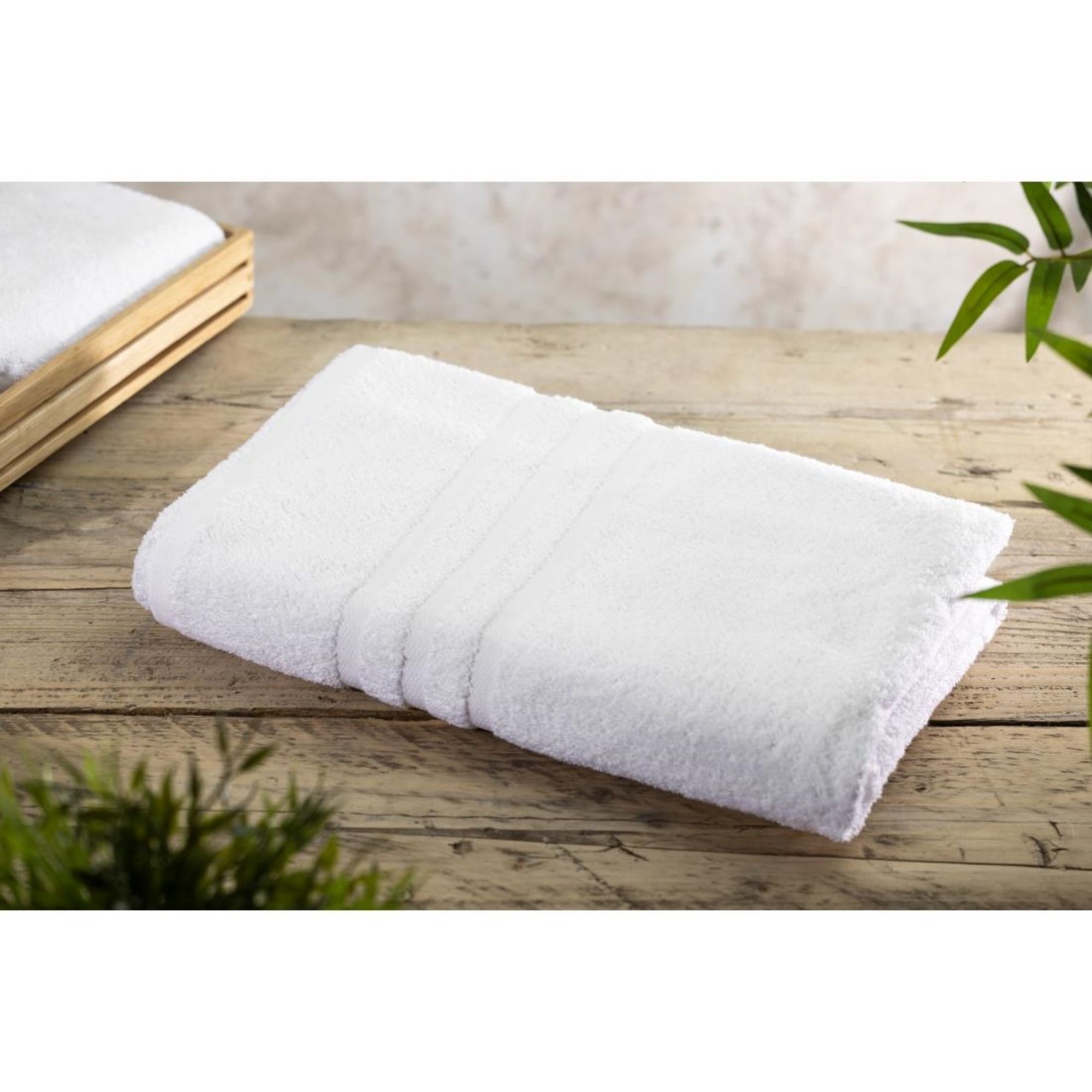 Picture of Mitre Comfort Nova Bath Sheet White