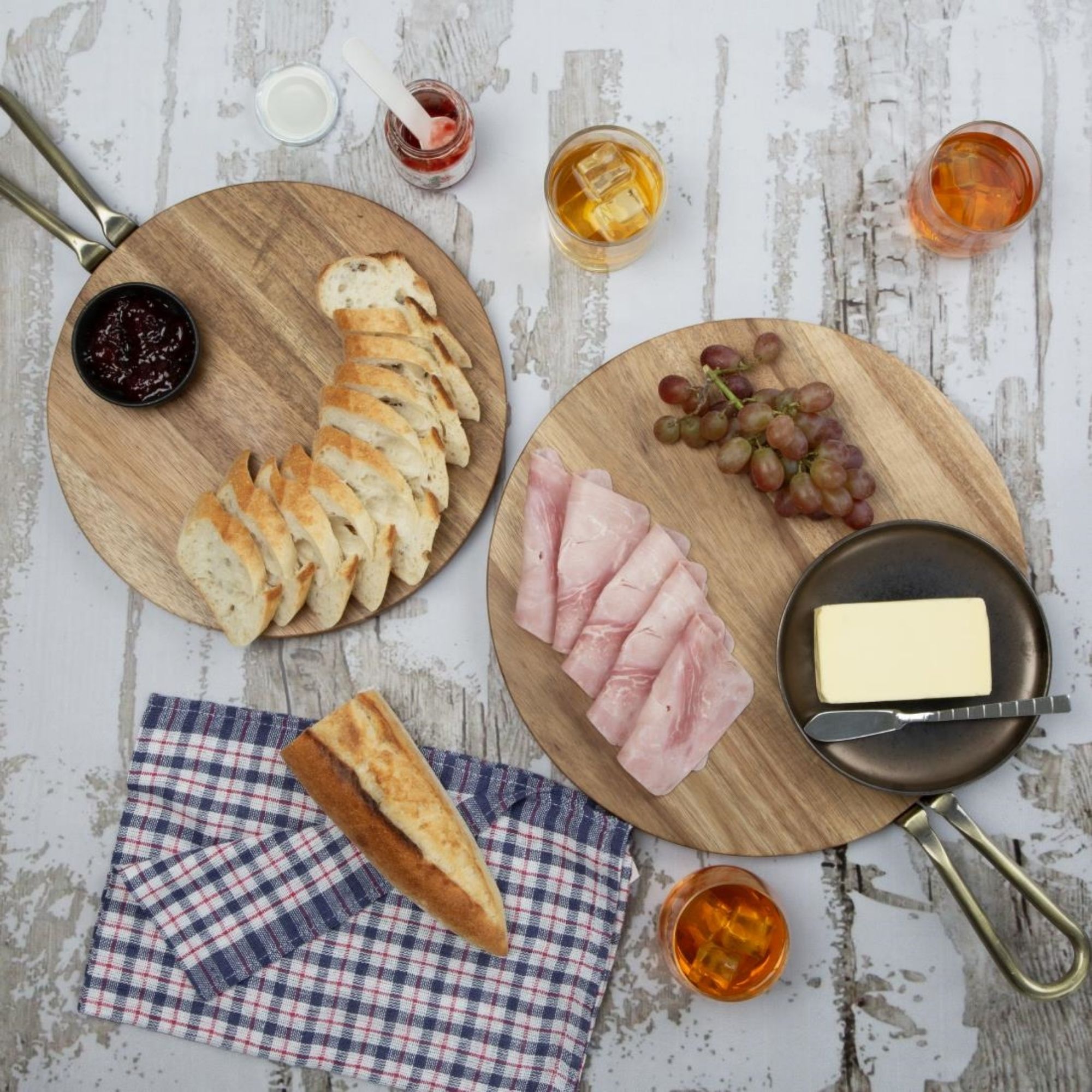 Picture of Olympia Round Paddle Board Acacia Wood With Metal Handle 458x305mm