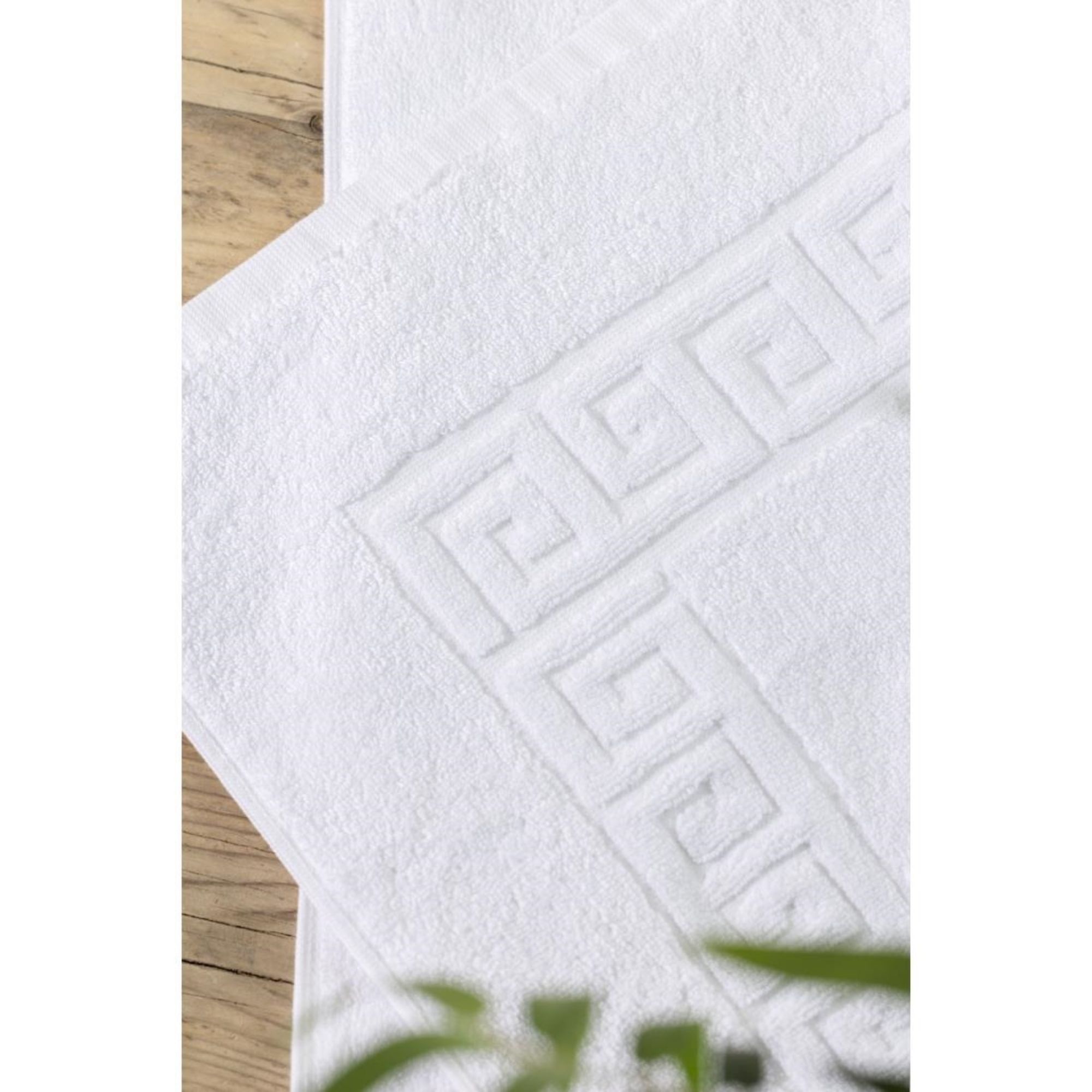 Picture of Mitre Comfort Nova Bath Mat White