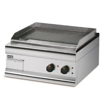 Picture of Lincat Silverlink 600 Electric Counter-top Griddle - Twin Zone - Fully-Ribbed Plate - W 600 mm - 4.0 kW
