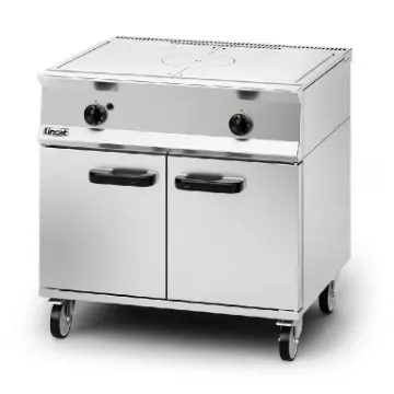 Picture of Lincat Opus 800 Propane Gas Free-standing Solid Top Oven Range - W 900 mm - 19.0 kW