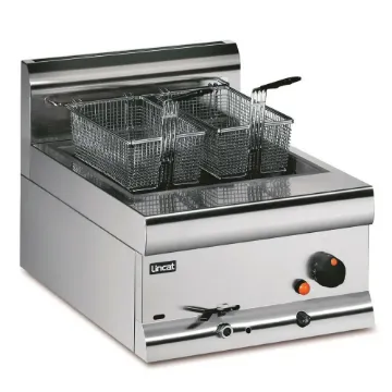 Picture of Lincat Silverlink 600 Natural Gas Counter-top Single Tank Fryer - 2 Baskets - W 450 mm - 11.3 kW