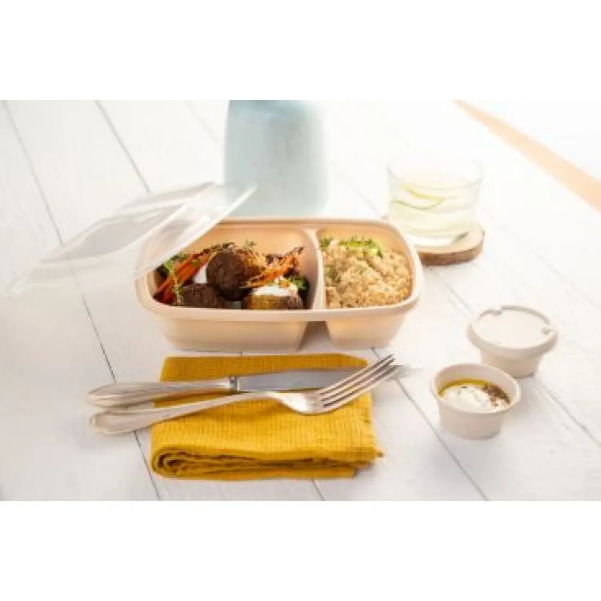 Picture of 2 Part 600/300ml Mocha Container X 300