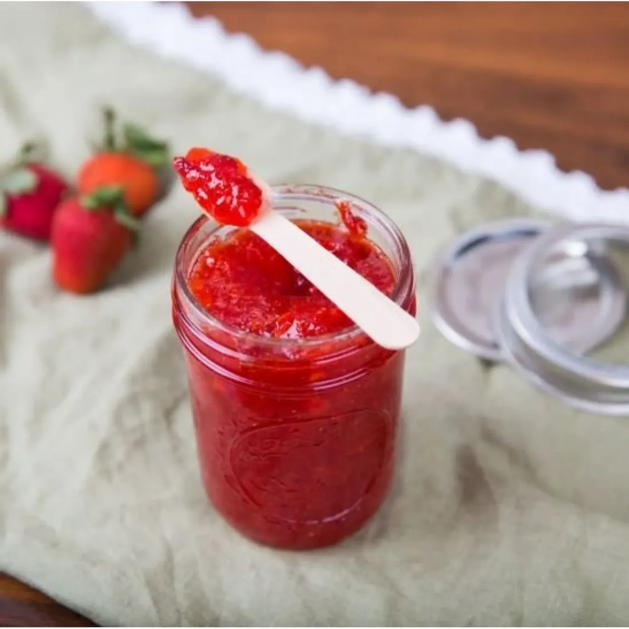 Picture of Wooden Dessert Spoons X 100