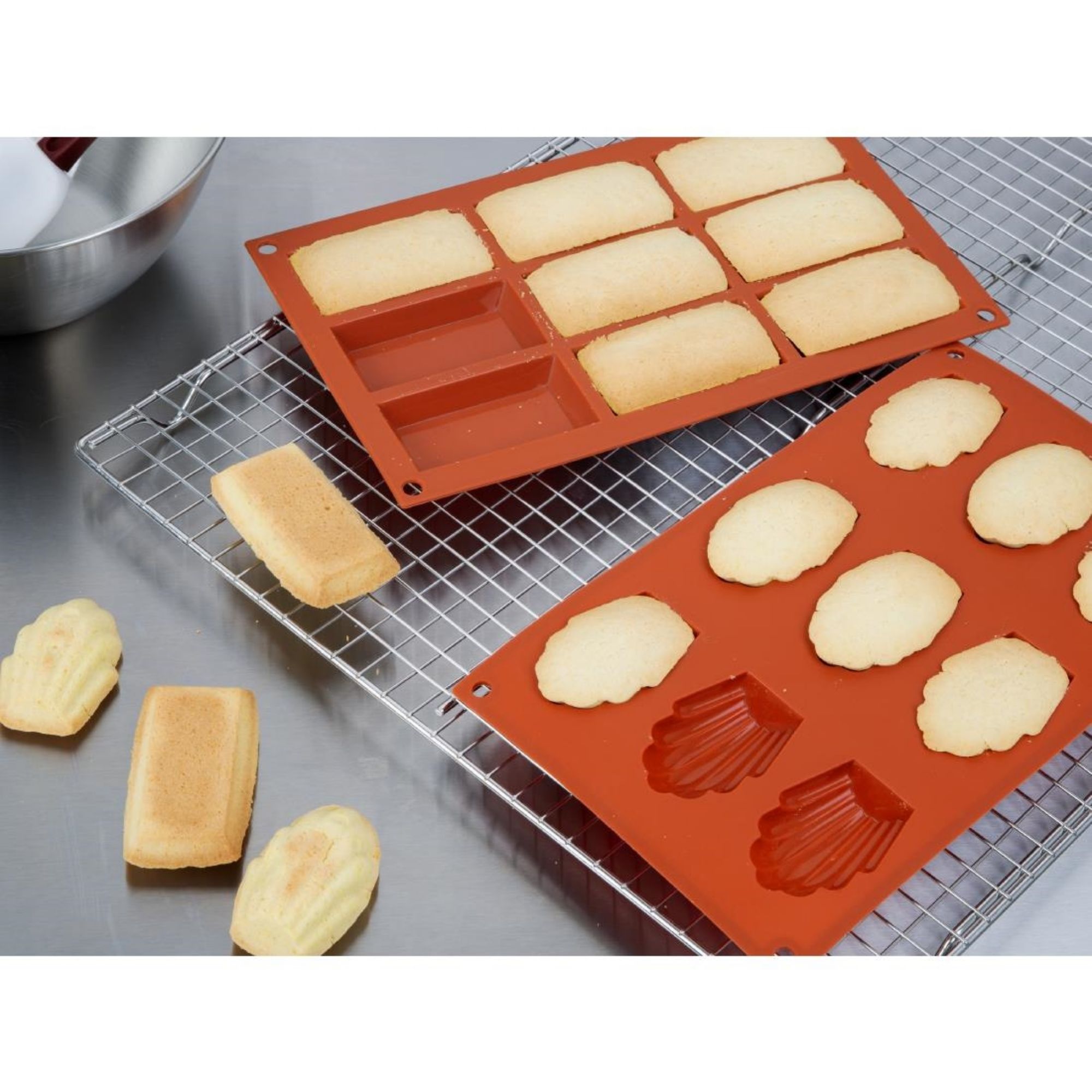 Picture of Vogue Silicone Madeline Mould 9 Cup