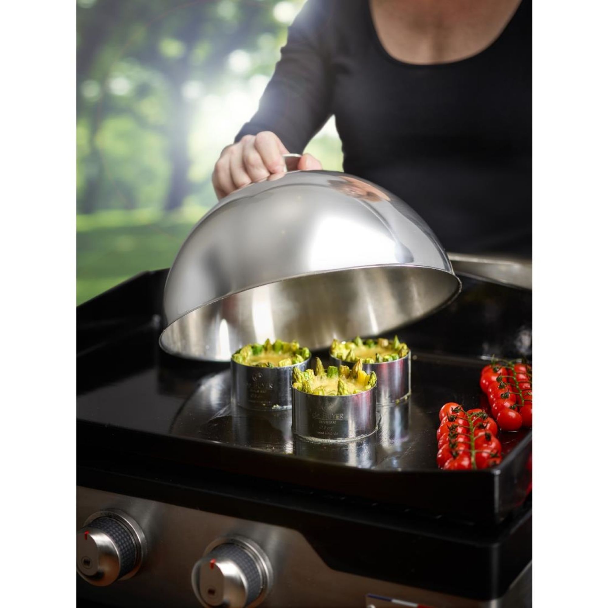 Picture of De Buyer Stainless Steel Cooking Dome 300mm