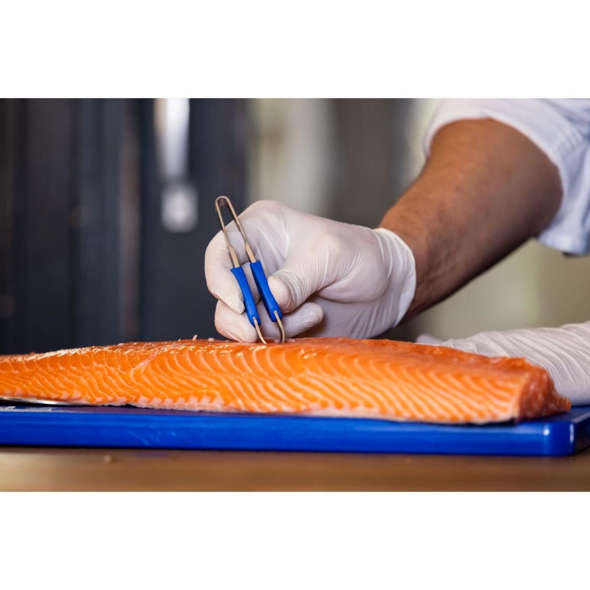 Picture of Deglon Straight Fish Bone Tweezer Bevelled Ends 12cm