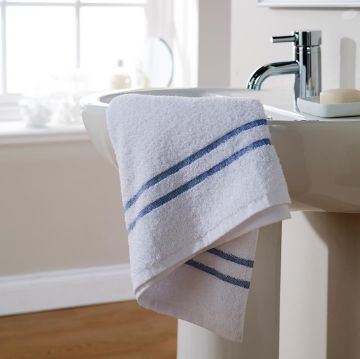 Picture of Mitre Comfort Sports Towel White