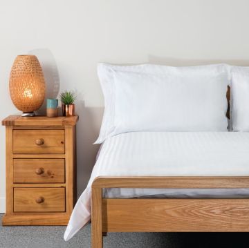 Picture of Mitre Comfort Satin Duvet Cover White Super King