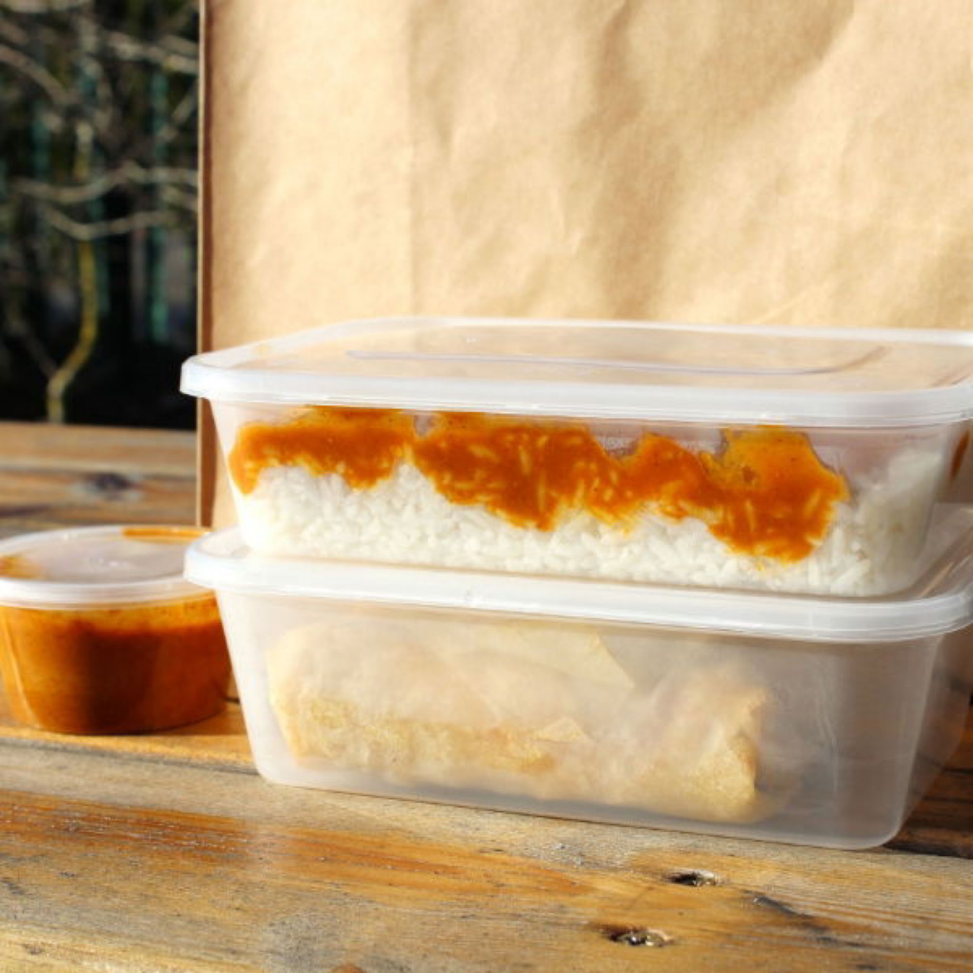 Picture of 500ml Clear microwavable container and lids-Standard(250)