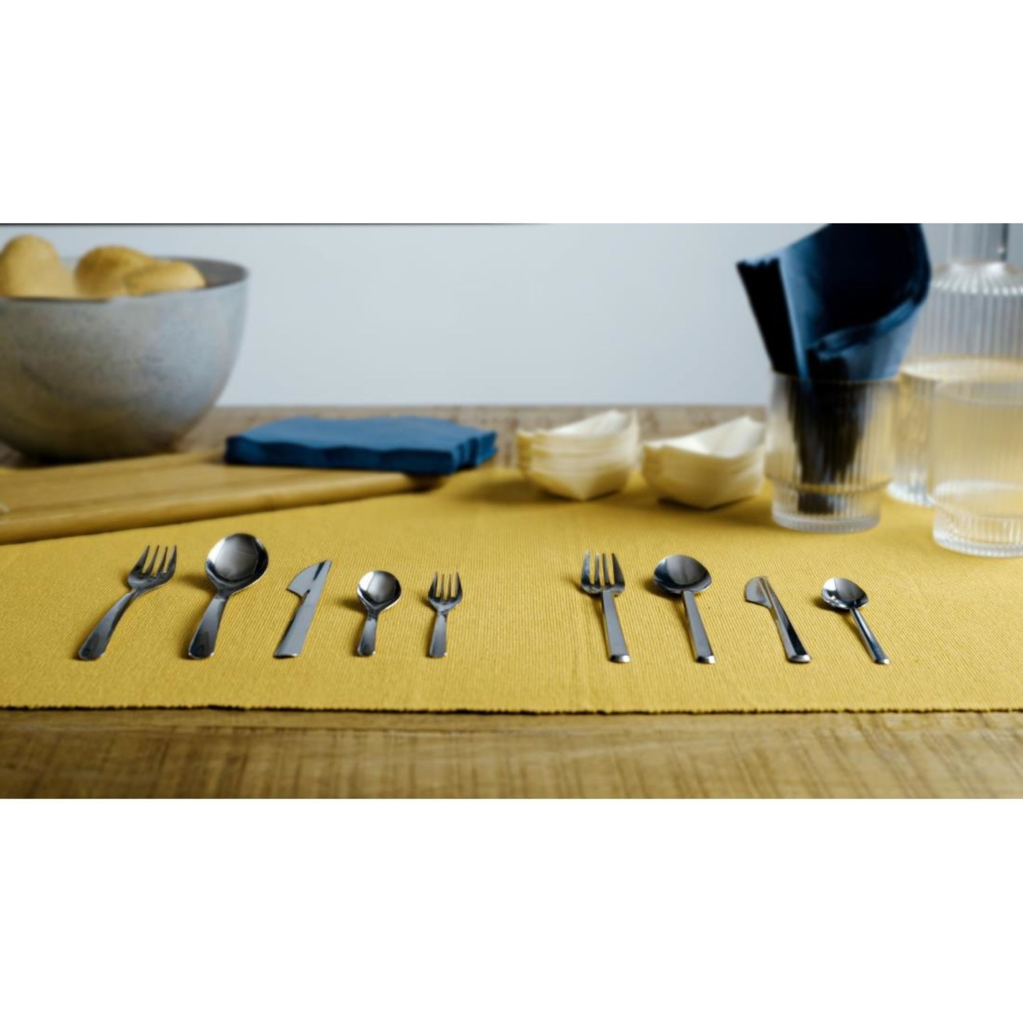Picture of Amefa Slim Table Forks (240 Pack)
