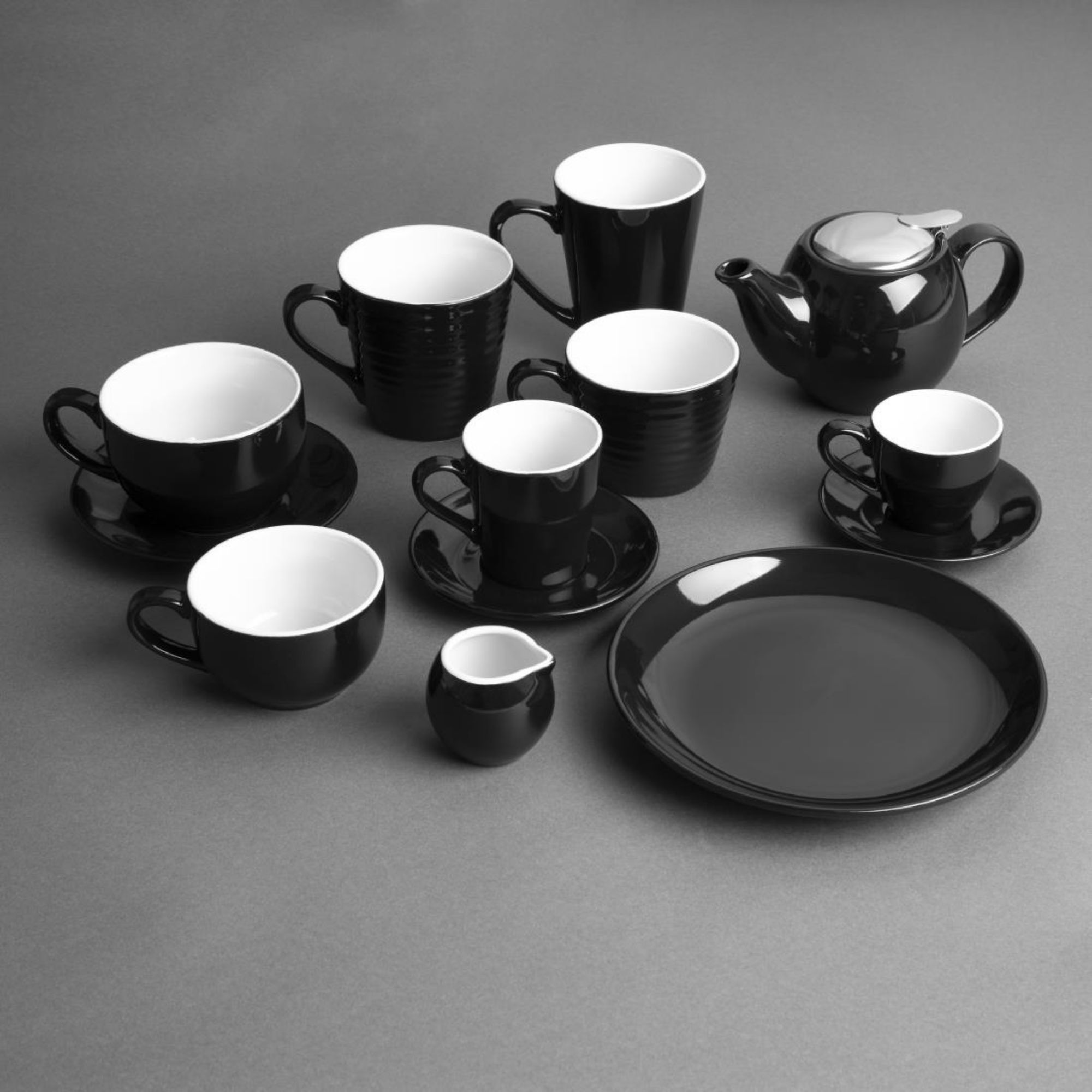 Picture of Olympia Cafe Coupe Plate Black - 200mm 8" (12 Pack)
