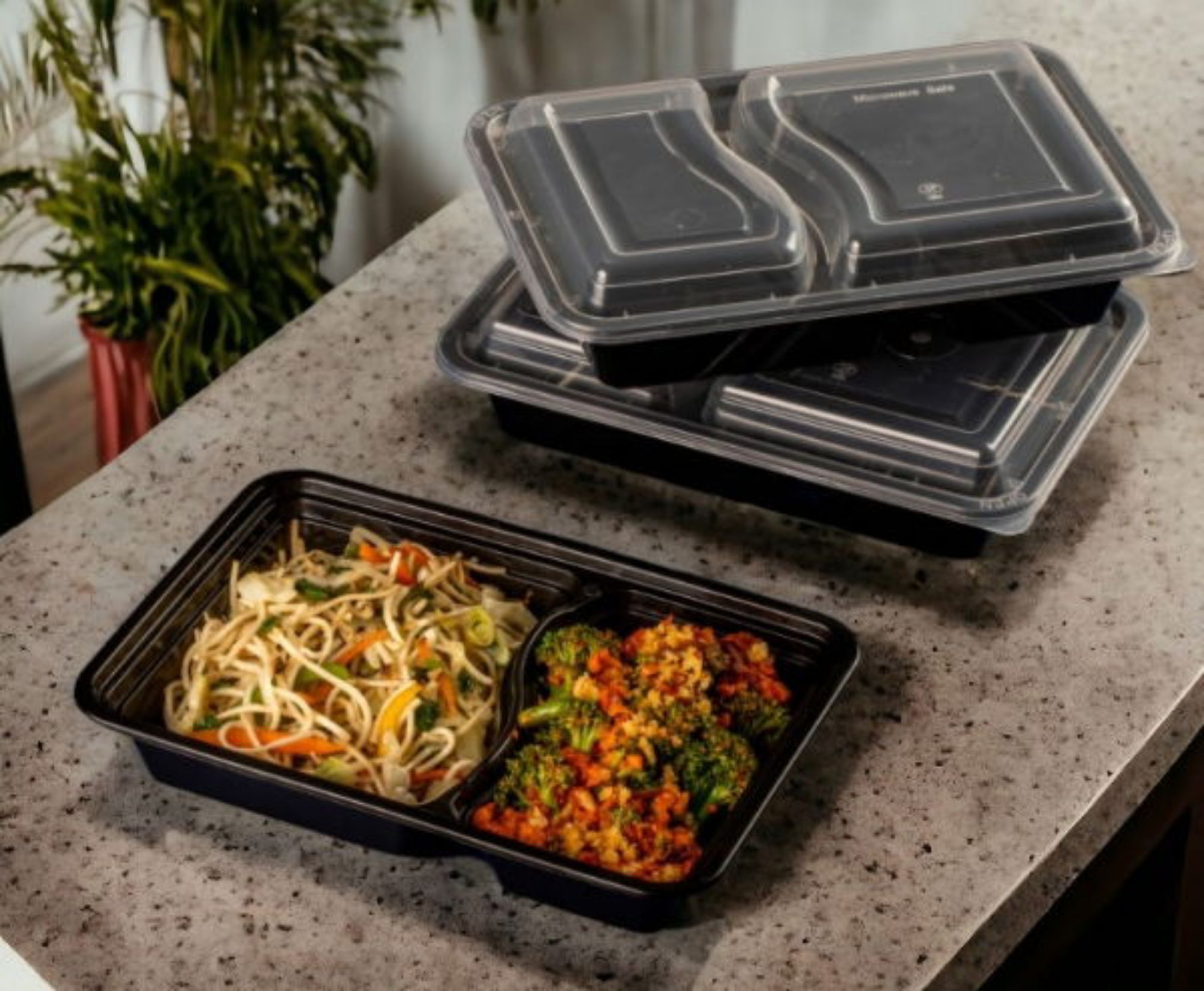 Picture of 32oz Onyx 2 Comp PP Microwavable & Reusable Black Base Clear Lid (6x25)