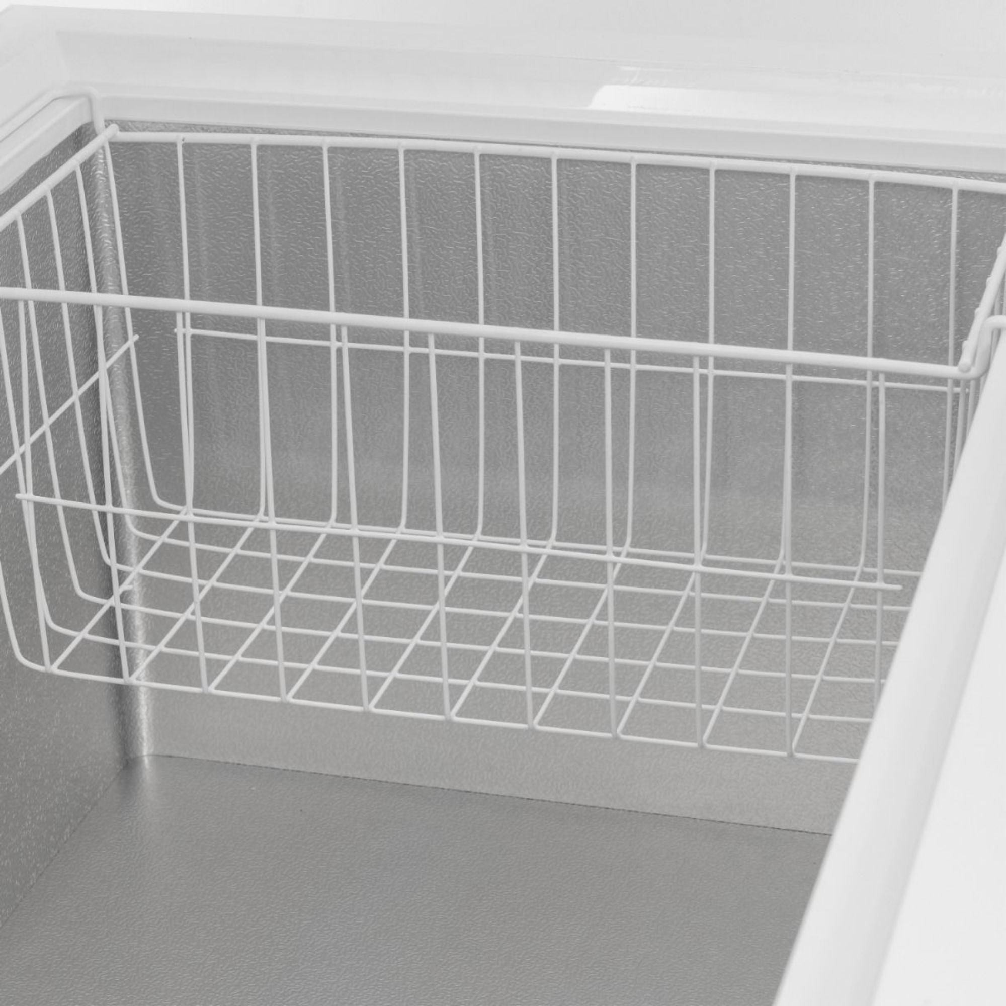 Picture of BLIZZARD Blizzard 650L Chest Freezer White CF650WH