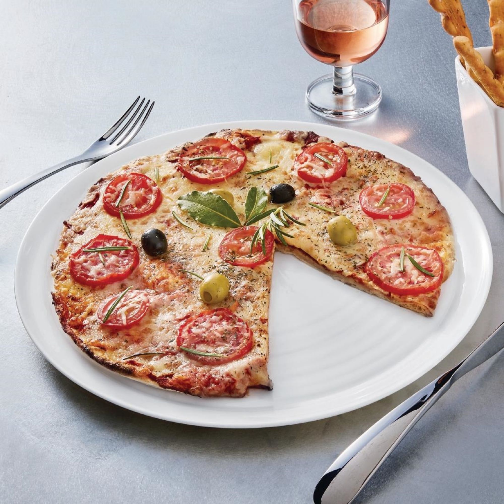 Picture of Arcoroc Evolutions Pizza Plates White 320mm (12 Pack)