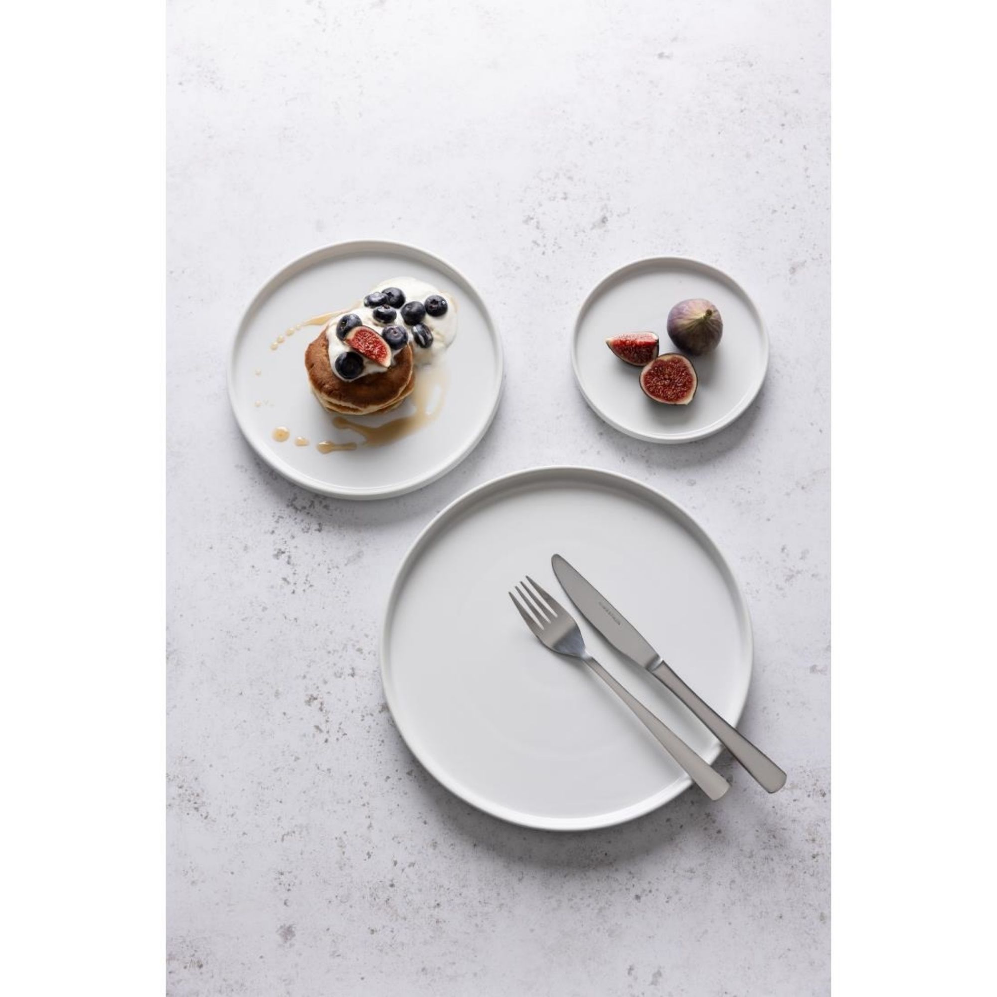 Picture of Olympia Whiteware Flat Round Plates 268mm (4 Pack)