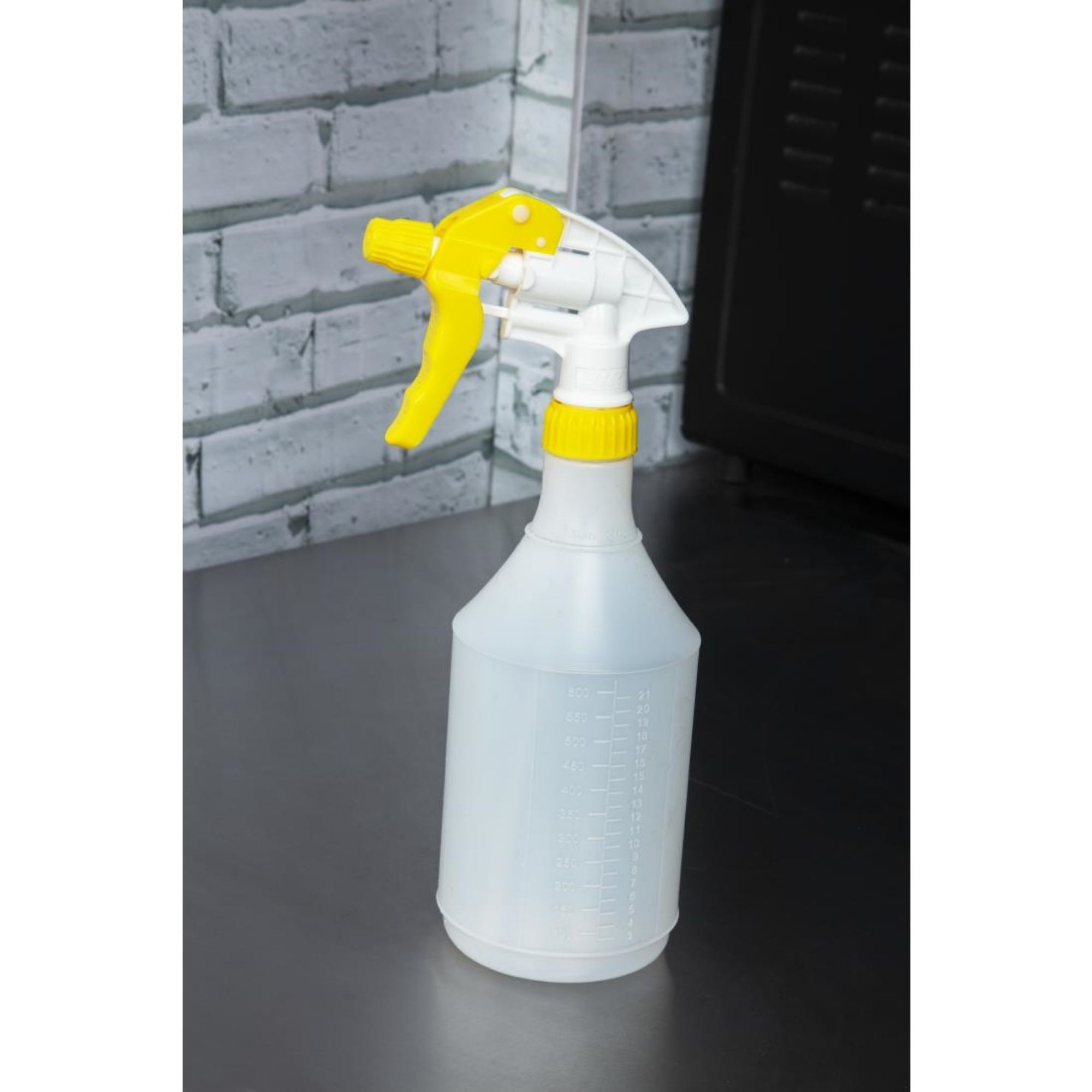 Picture of SYR Trigger Spray Bottle Yellow 750ml