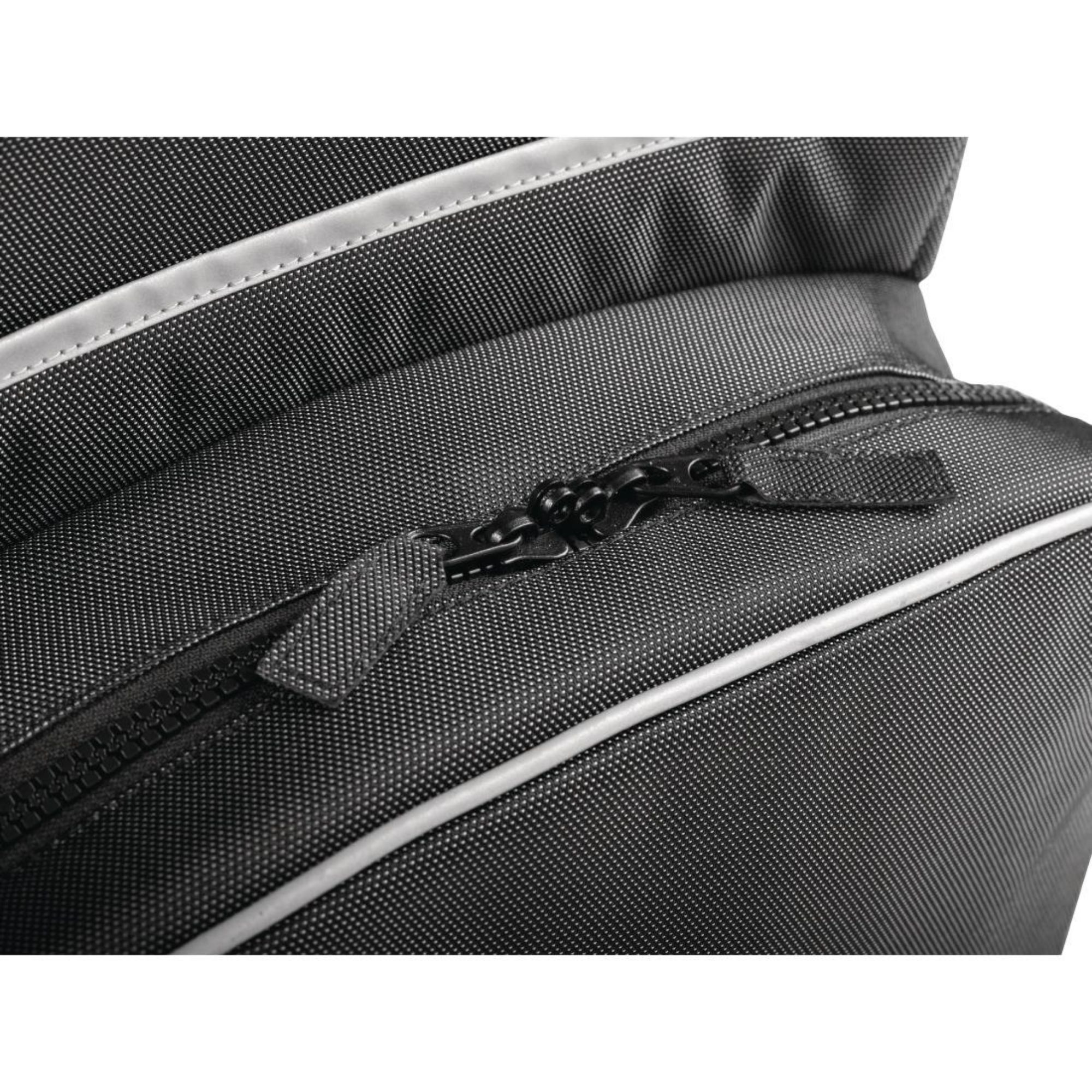 Picture of Rubbermaid Housekeeping Quick Cart Medium