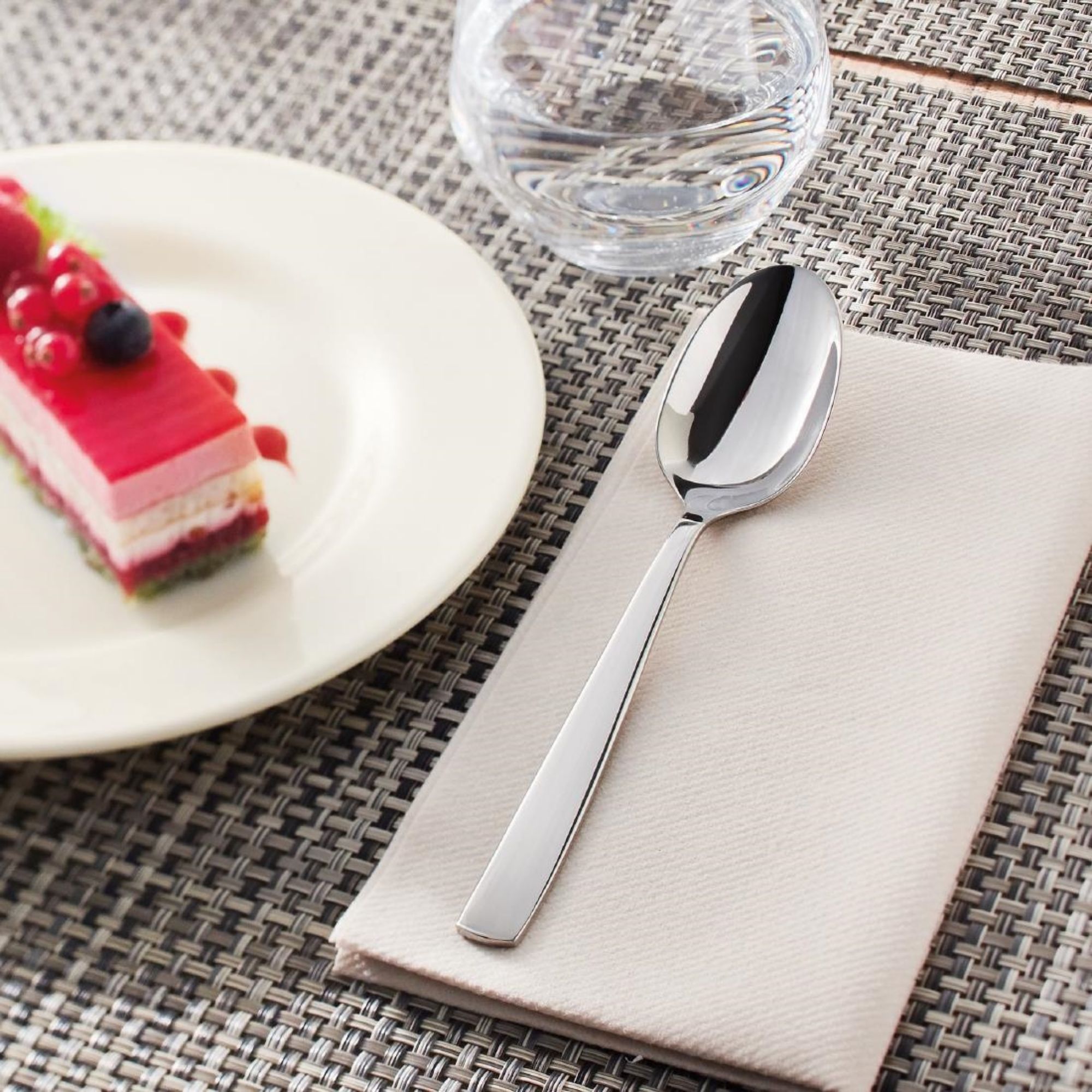 Picture of Arcoroc Vesca Dessert Spoons (12 Pack)