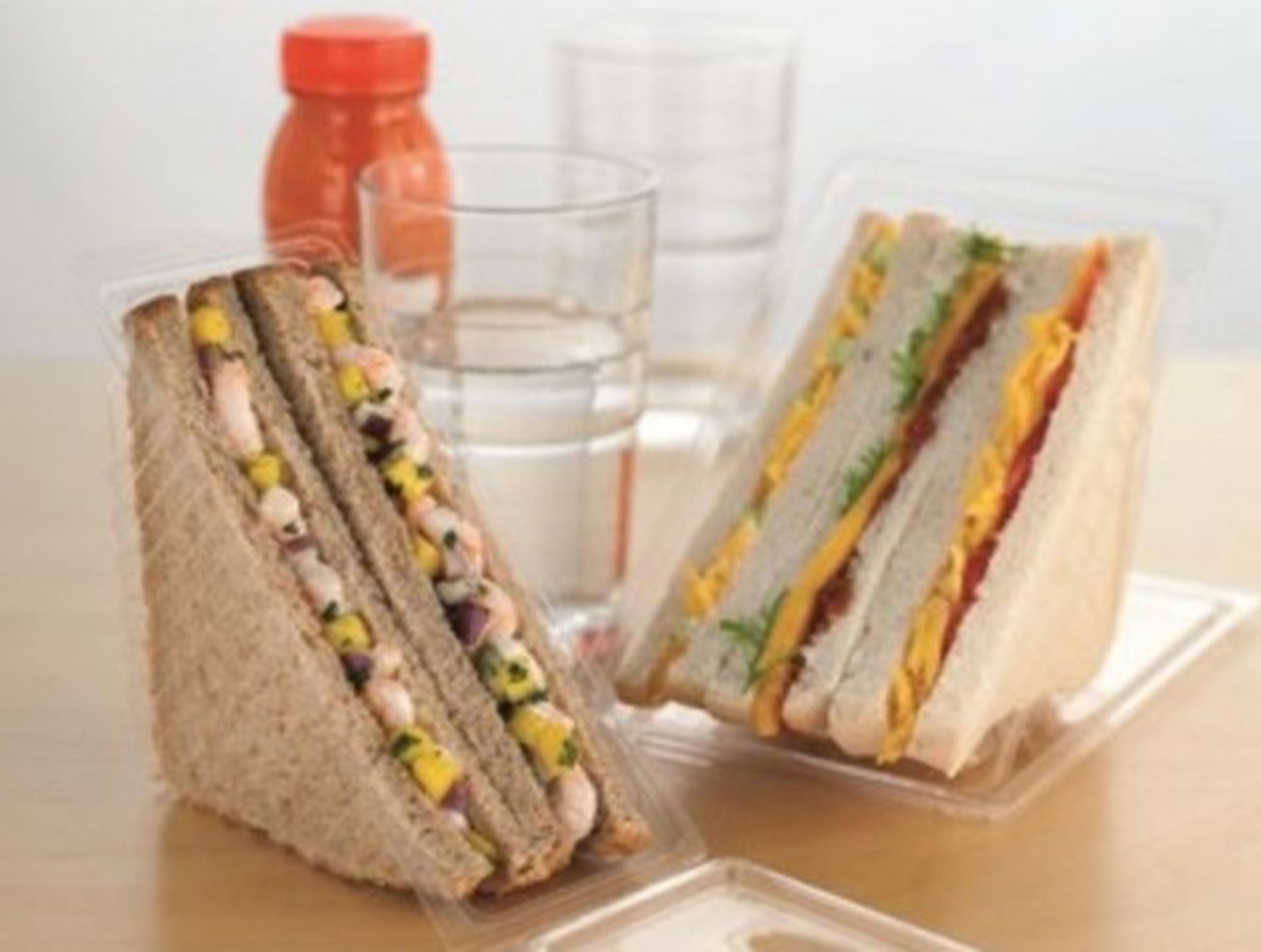 Picture of Deep Fill Hinged Sandwich Wedge rPET (5x100)