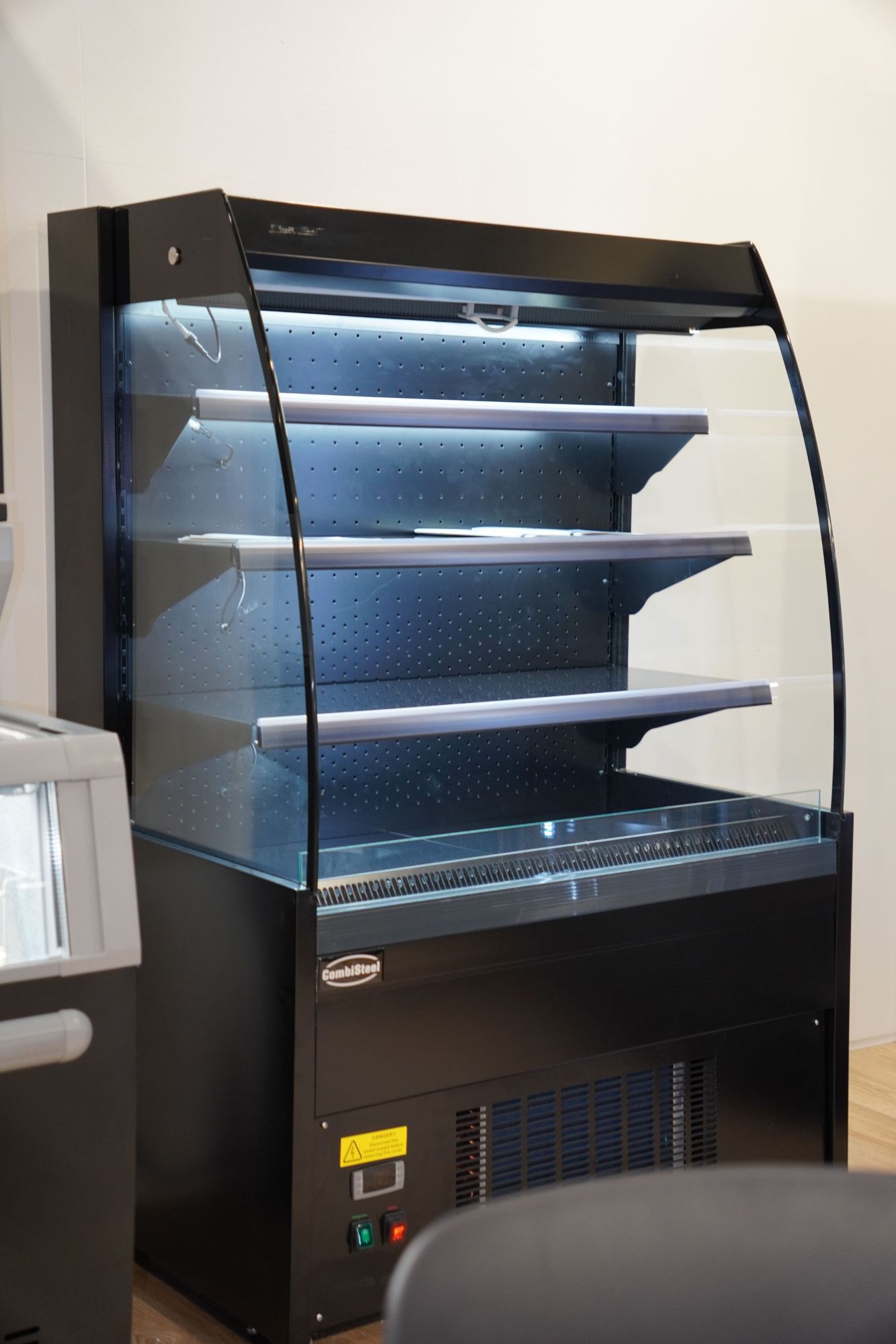 Picture of CombiSteel Patisserie Cake Display 1m