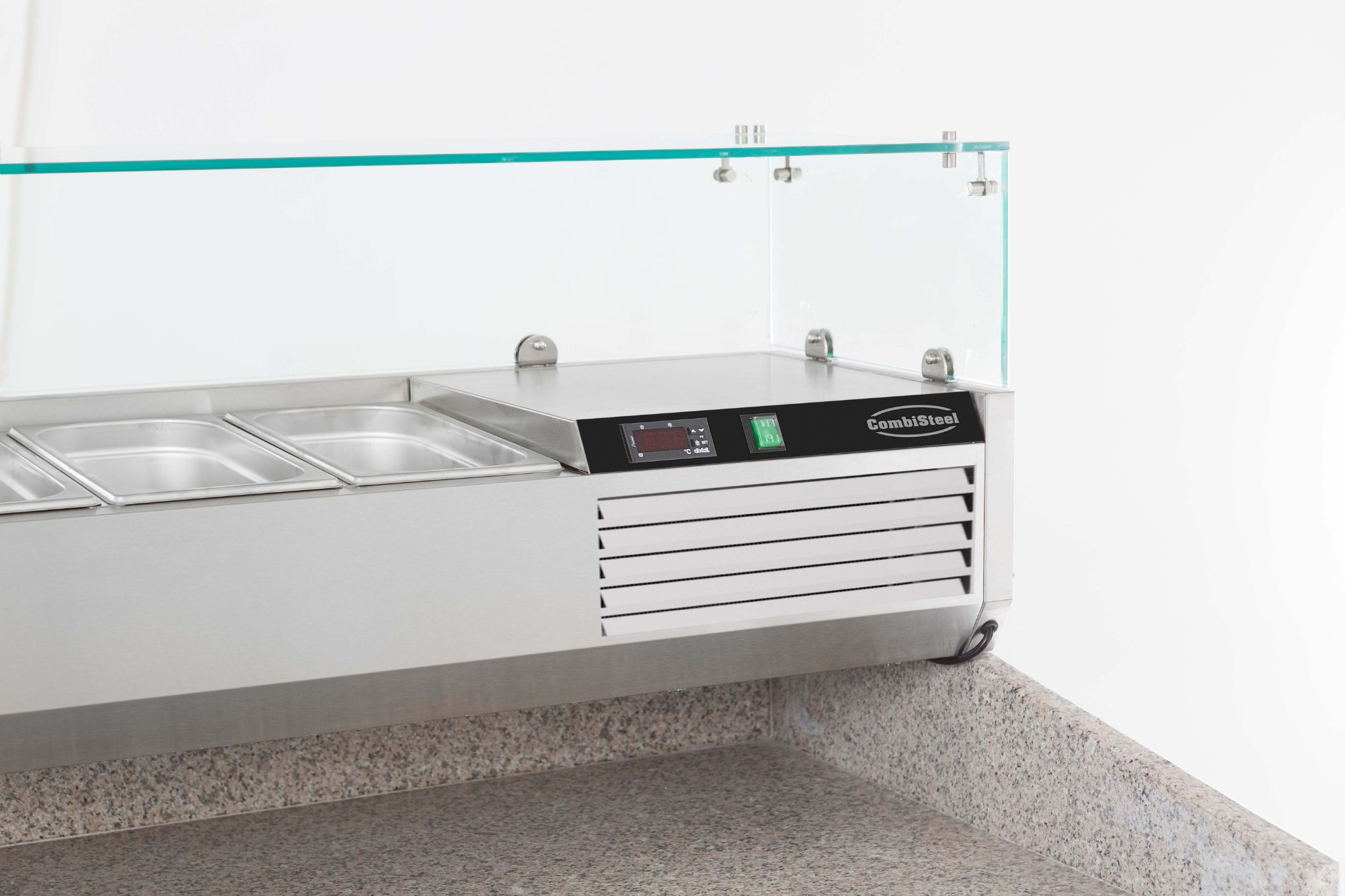 Picture of CombiSteel Refrigerated CounterTop 1/4 Bain-Marie 1/4 x 6 GN