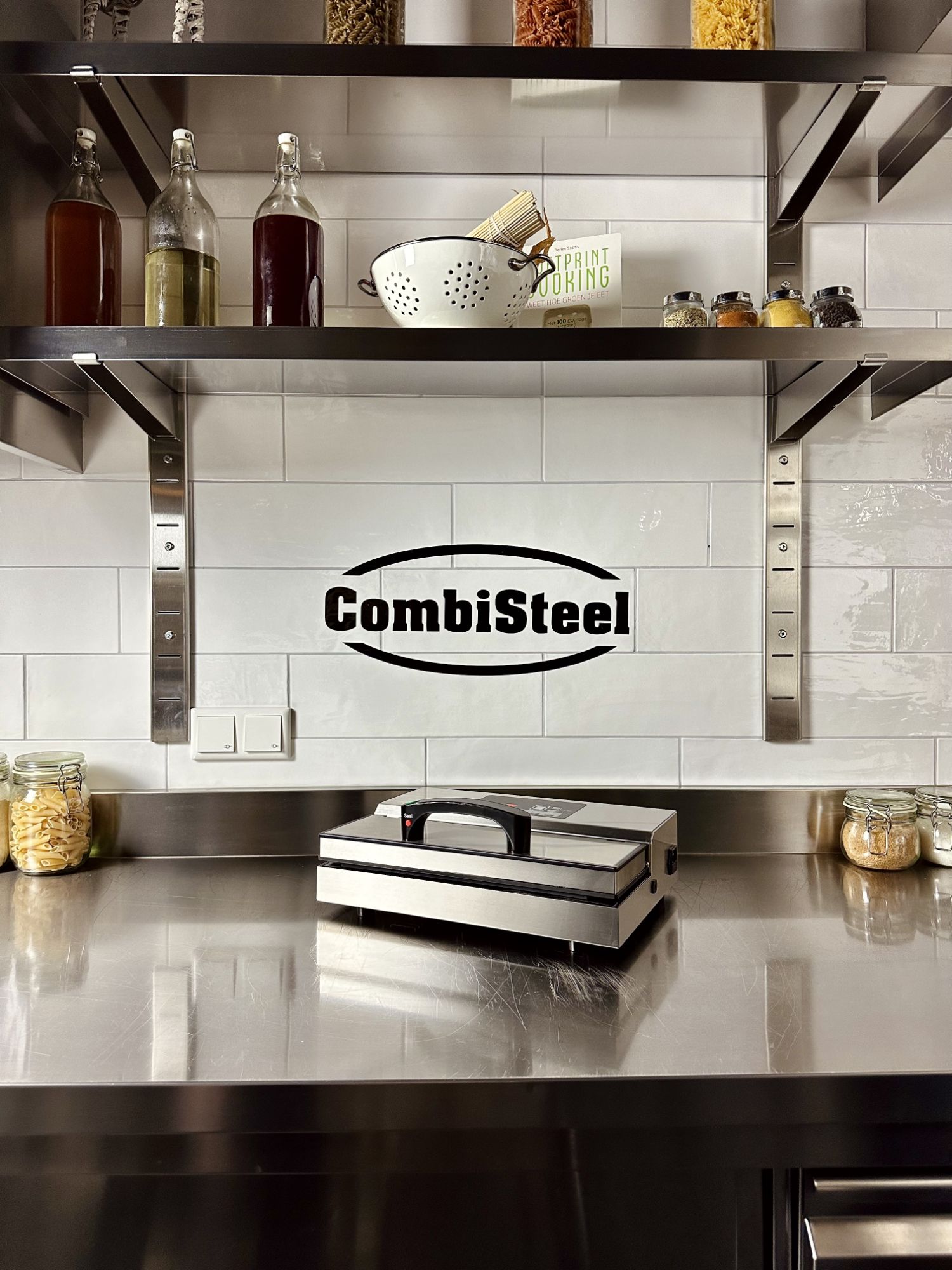 Picture of CombiSteel Vacuum Machine 310MM