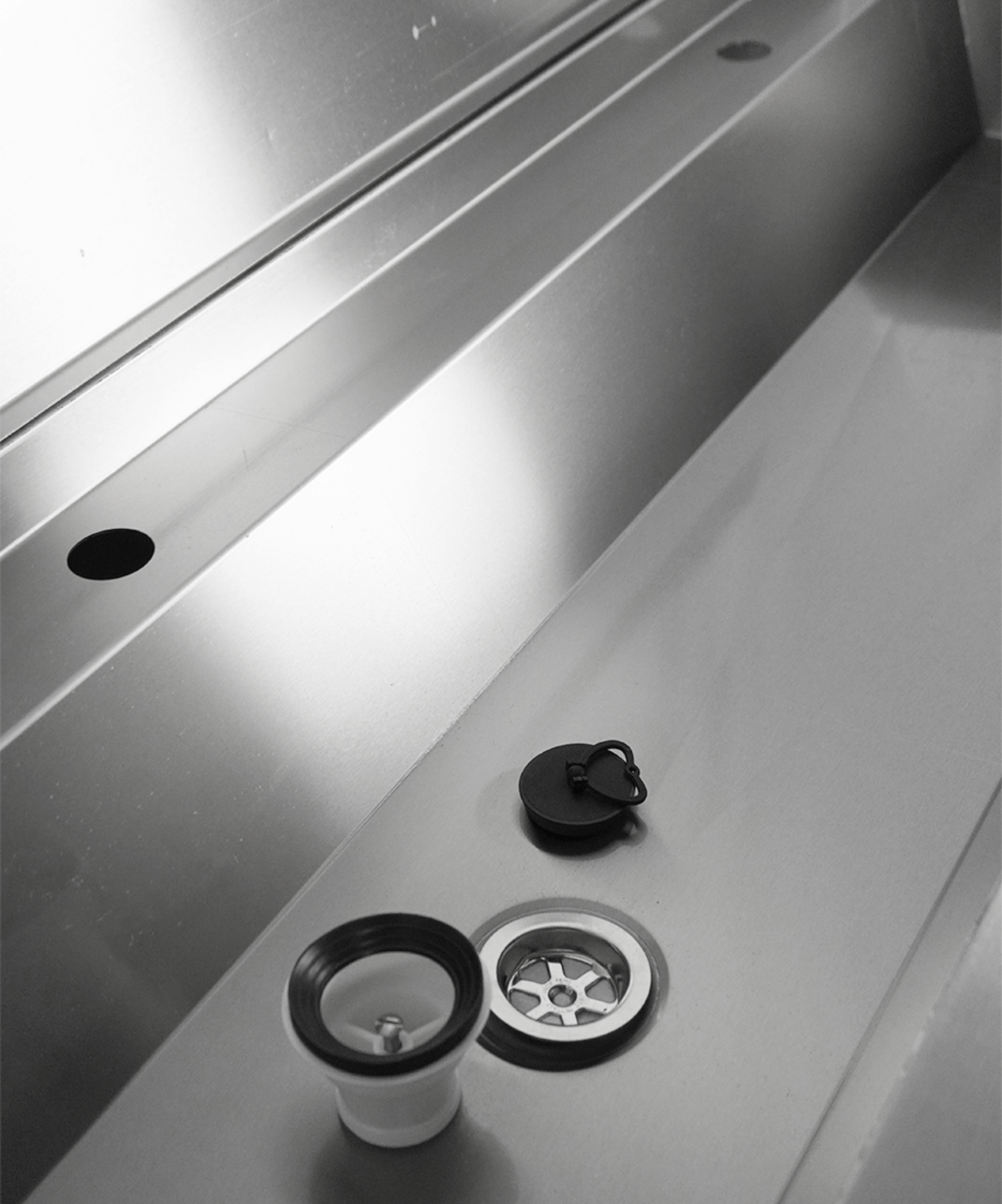 Picture of CombiSteel Stainless steel Wash Basin 1 Tap 1800Mm Drain Plug And Splash Shield Included