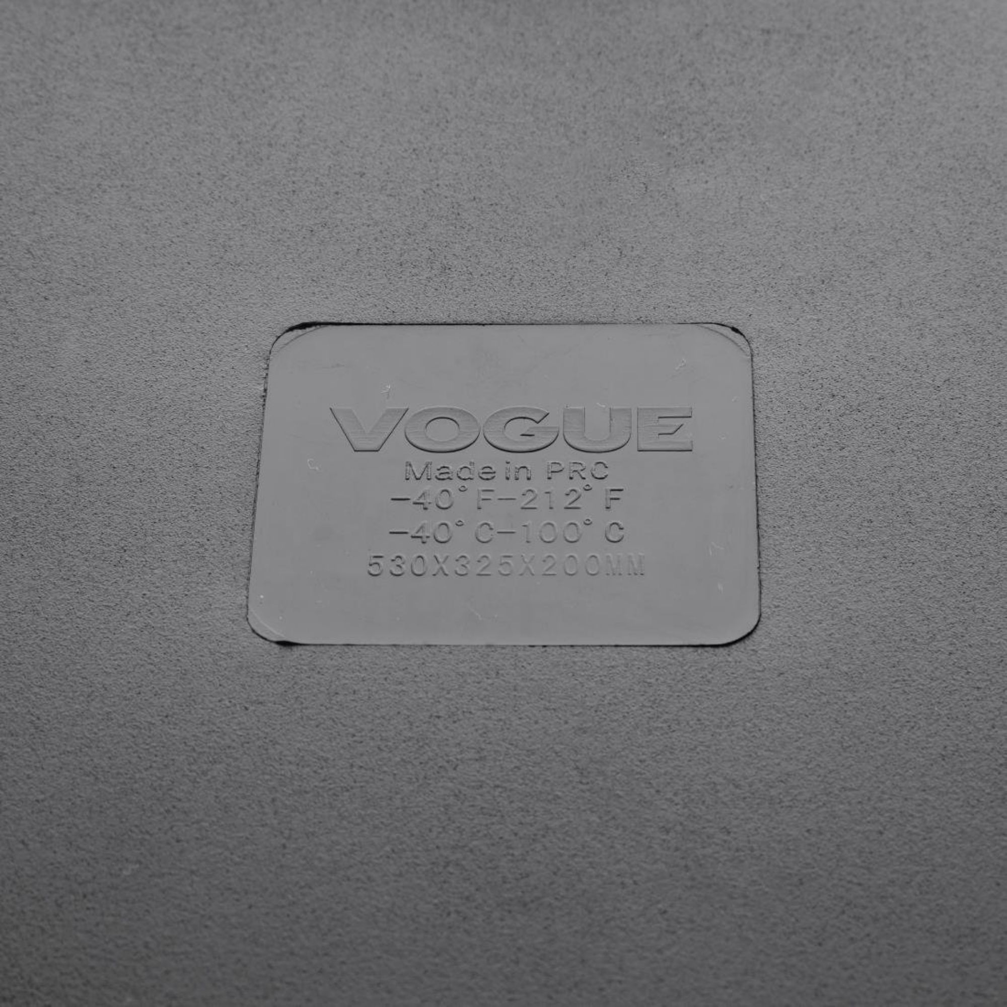 Picture of Vogue Polycarbonate 1/1 Gastronorm Container 200mm Black